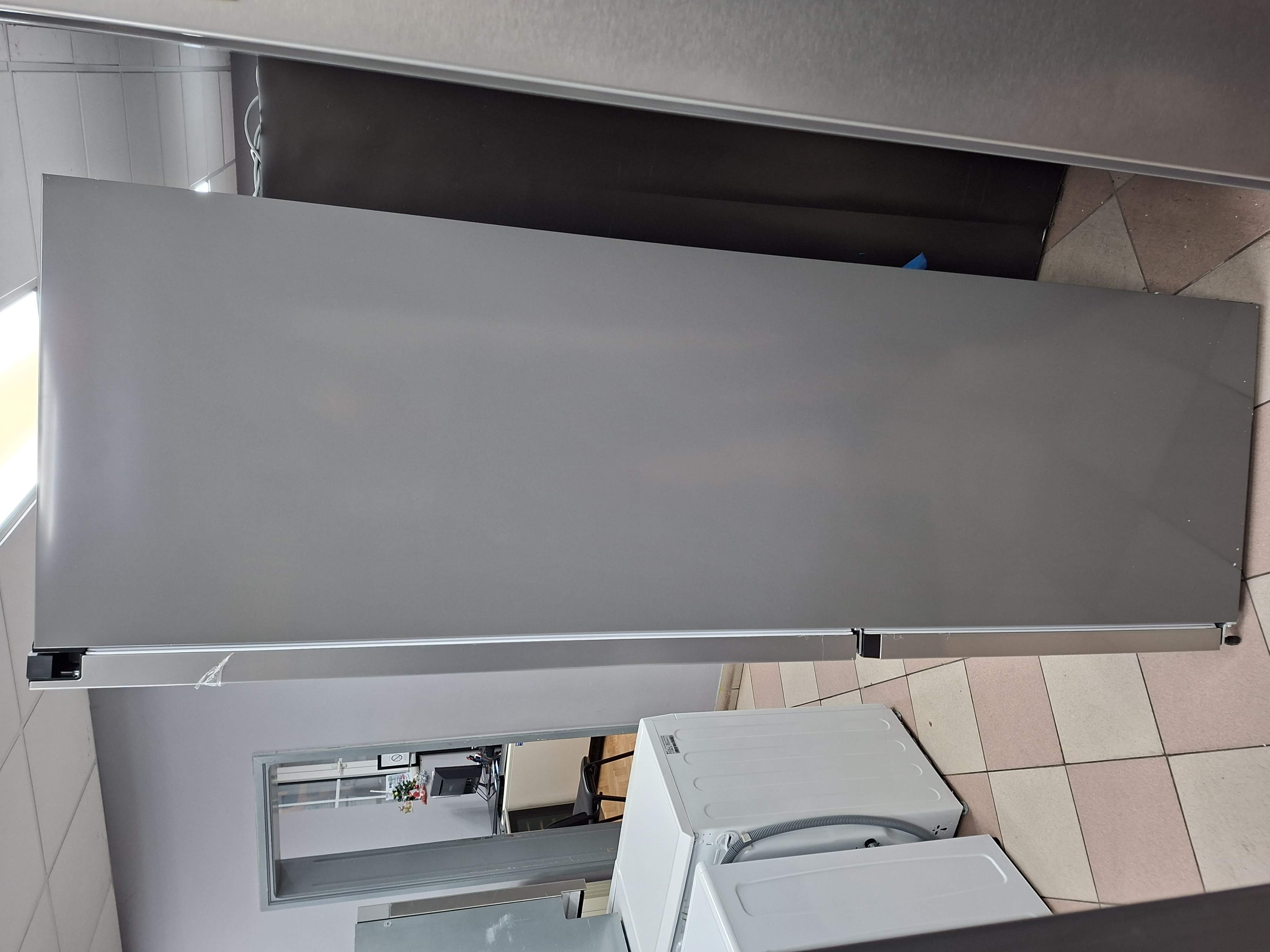 Frižider Hisense RB3P410SACC , 203 cm.