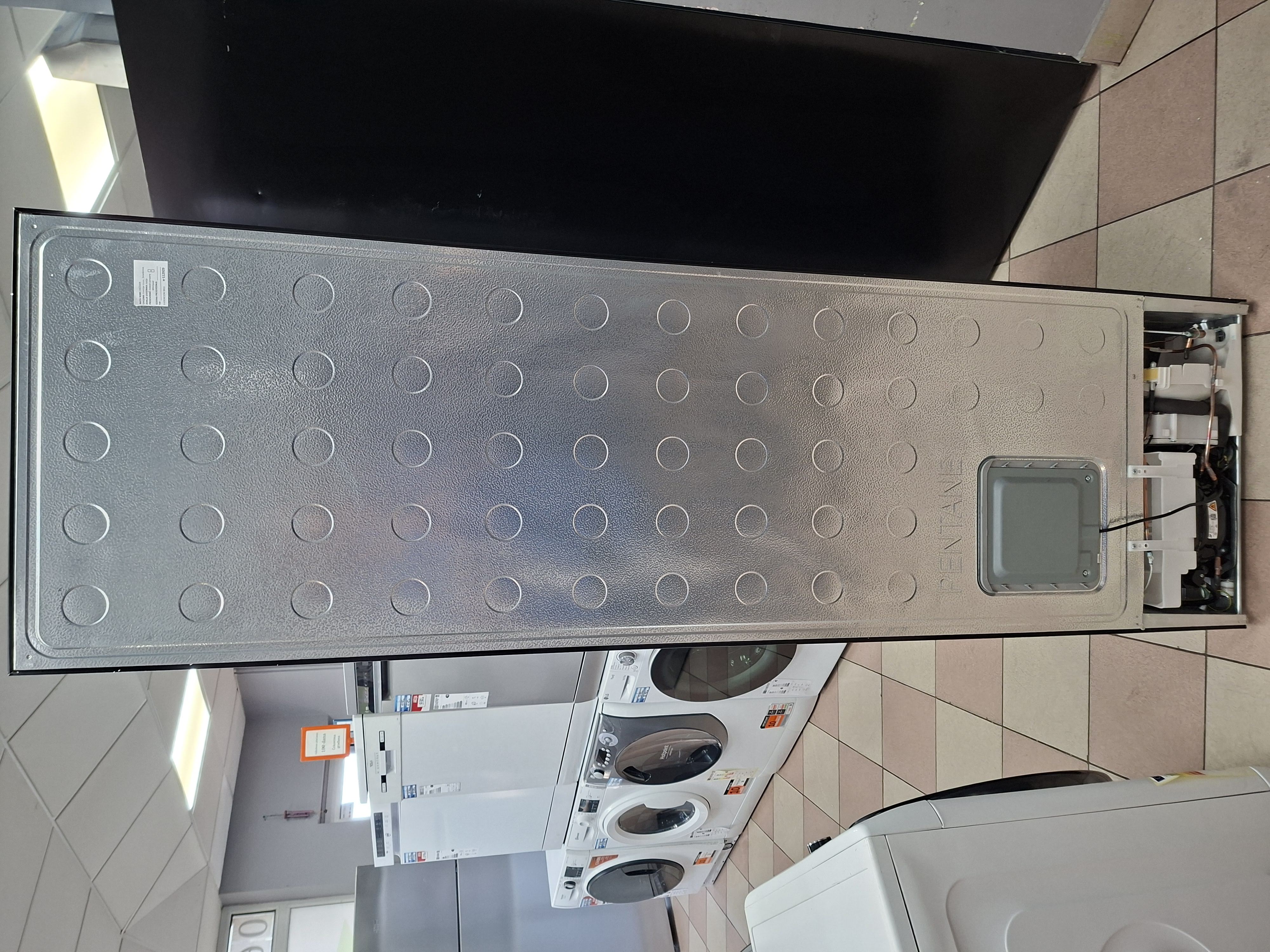 Frižider Hisense RB470N4EFC1 (2) , 200 cm.