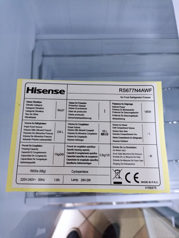 Frižider Hisense RS677N4AWF Side-by-Side , 179 cm.
