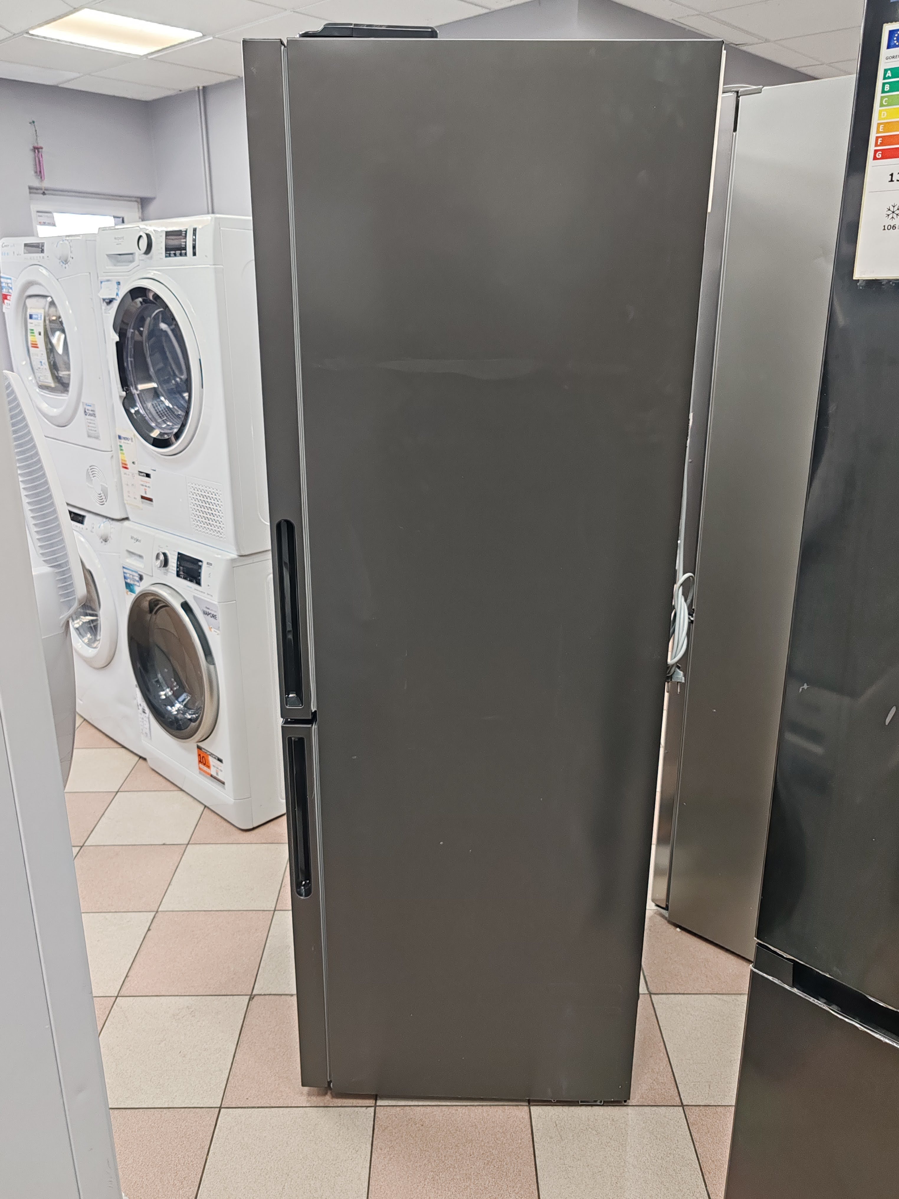 Frižider Hoover HOCE4T618EB, 185 cm.