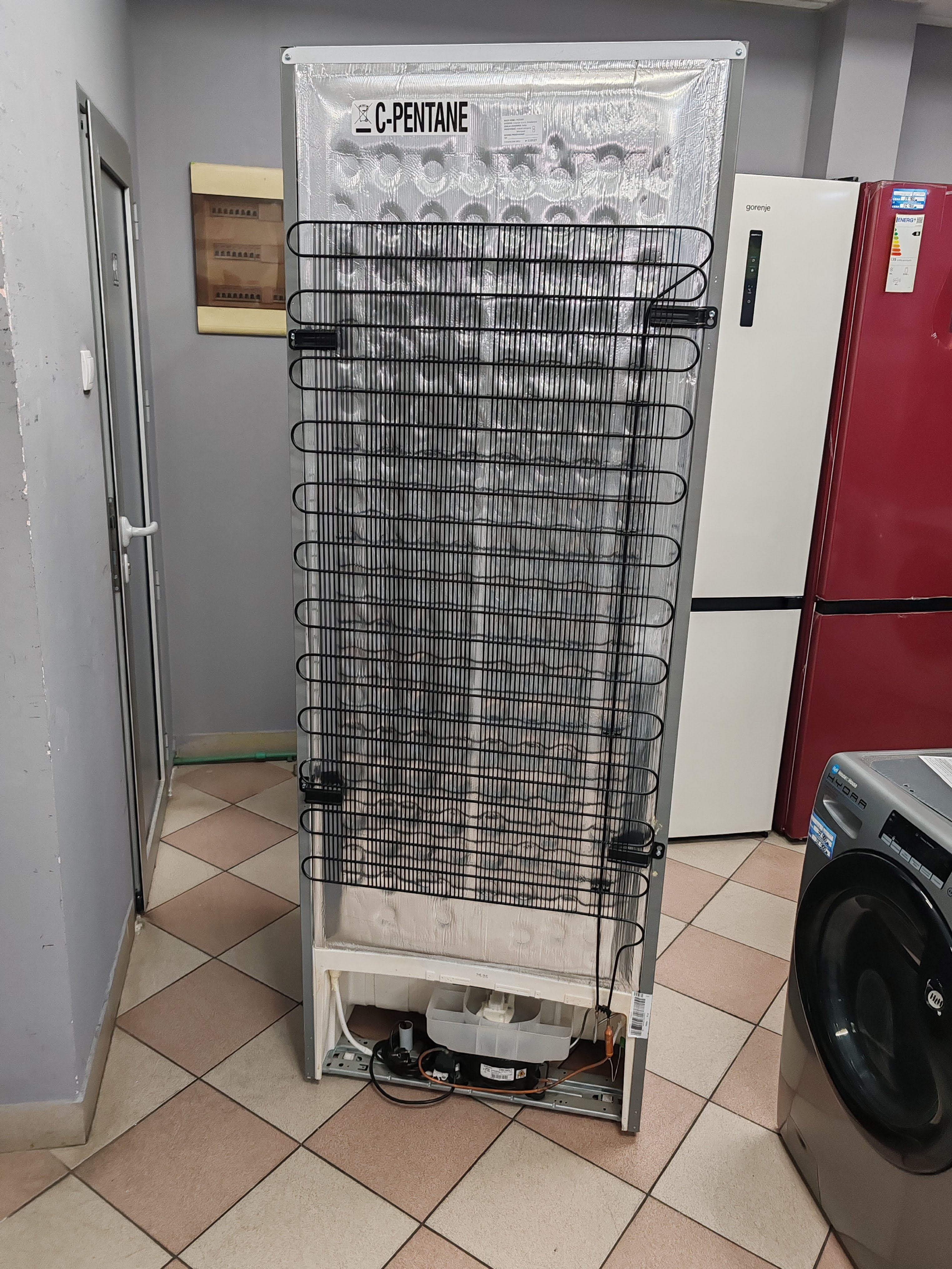 Frižider Hotpoint Ariston HA70BE 31 X , 195cm