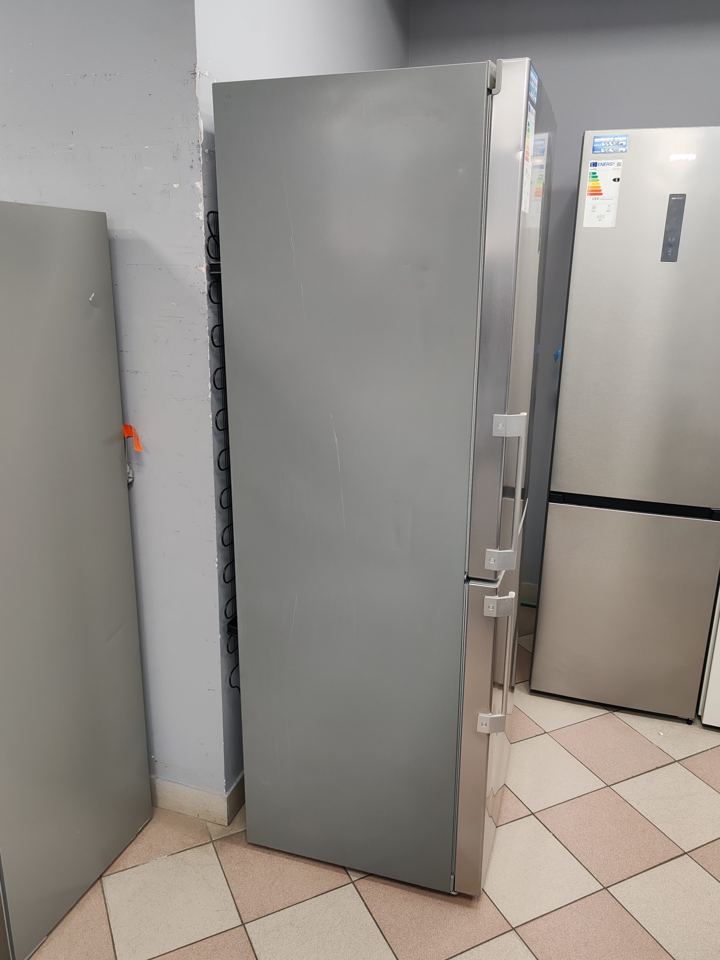 Frižider Hotpoint Ariston HA70BE 31 X , 195cm