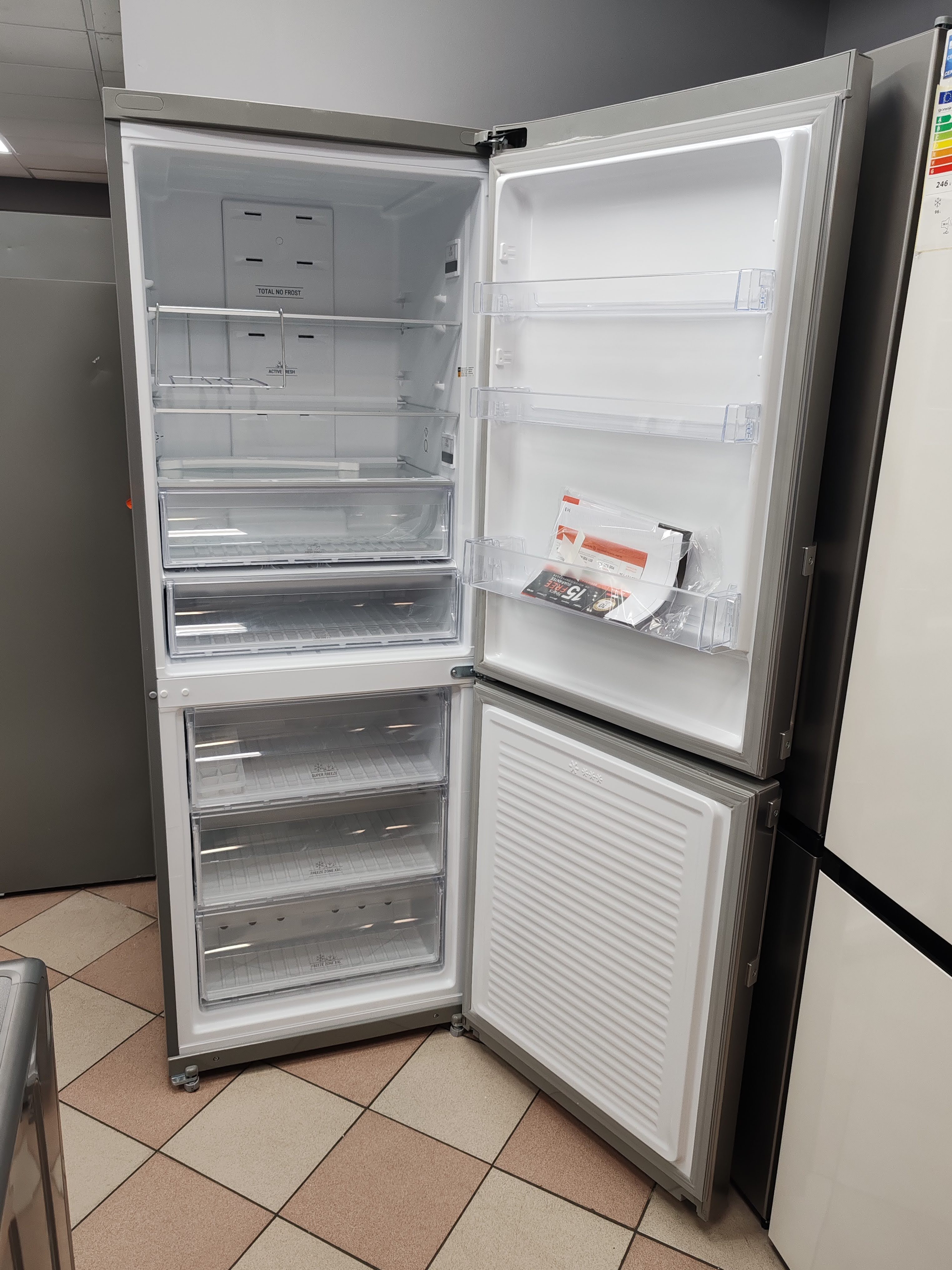 Frižider Hotpoint Ariston HA70BE 31 X , 195cm