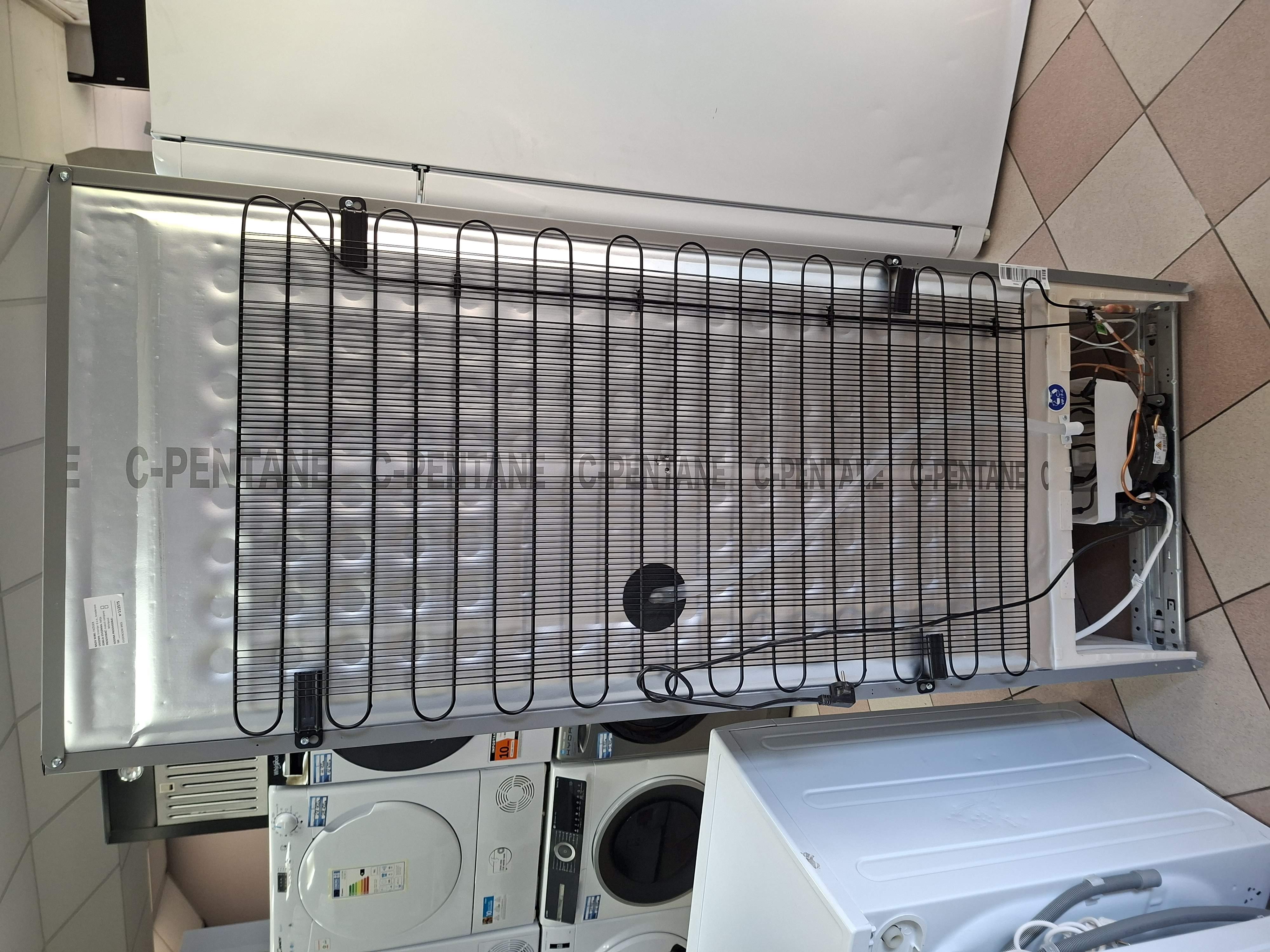Frizider Hotpoint Ariston HA70TI 832X , 180 cm