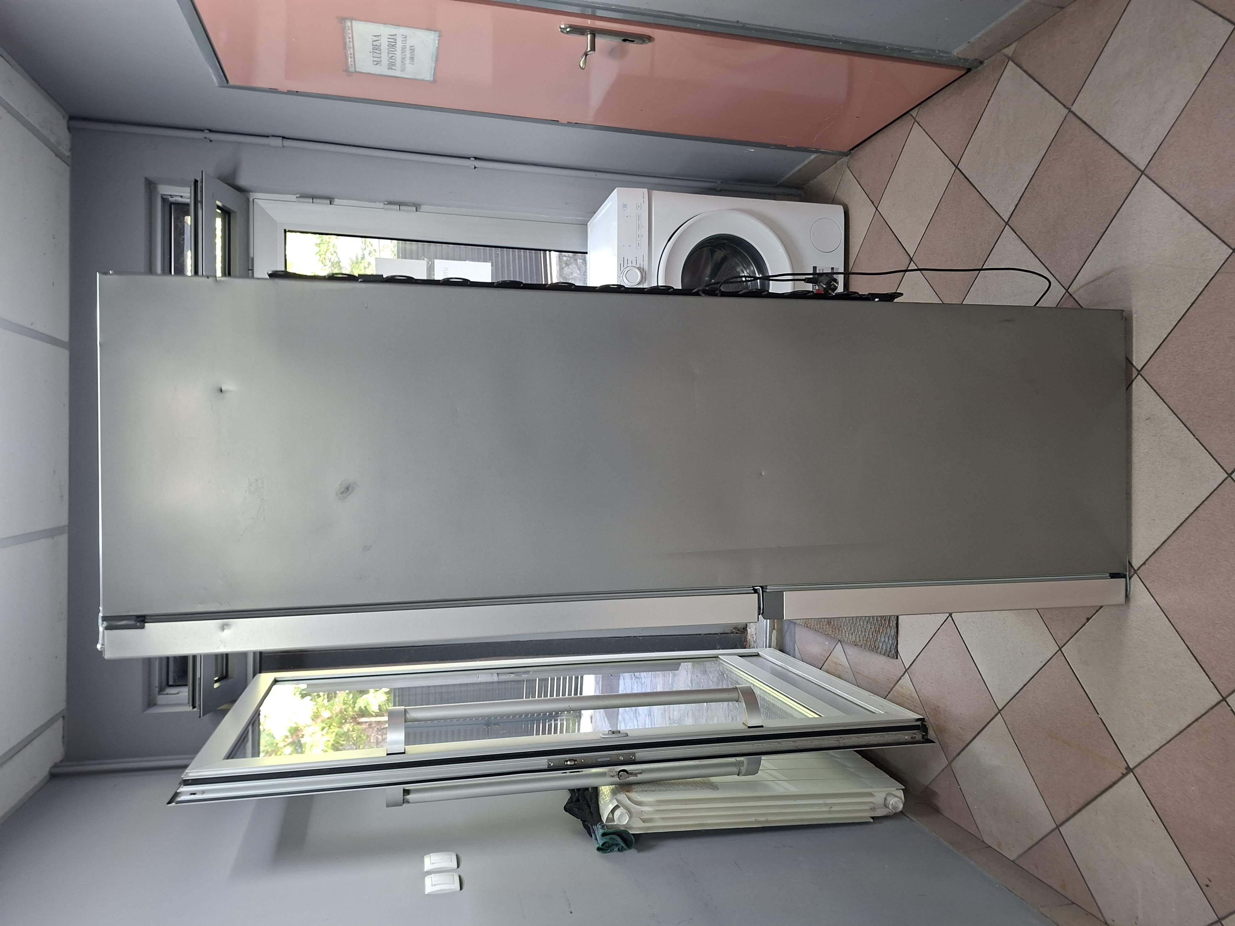 Frižider Hotpoint Ariston HAFC9 TI32SX, 203 cm.