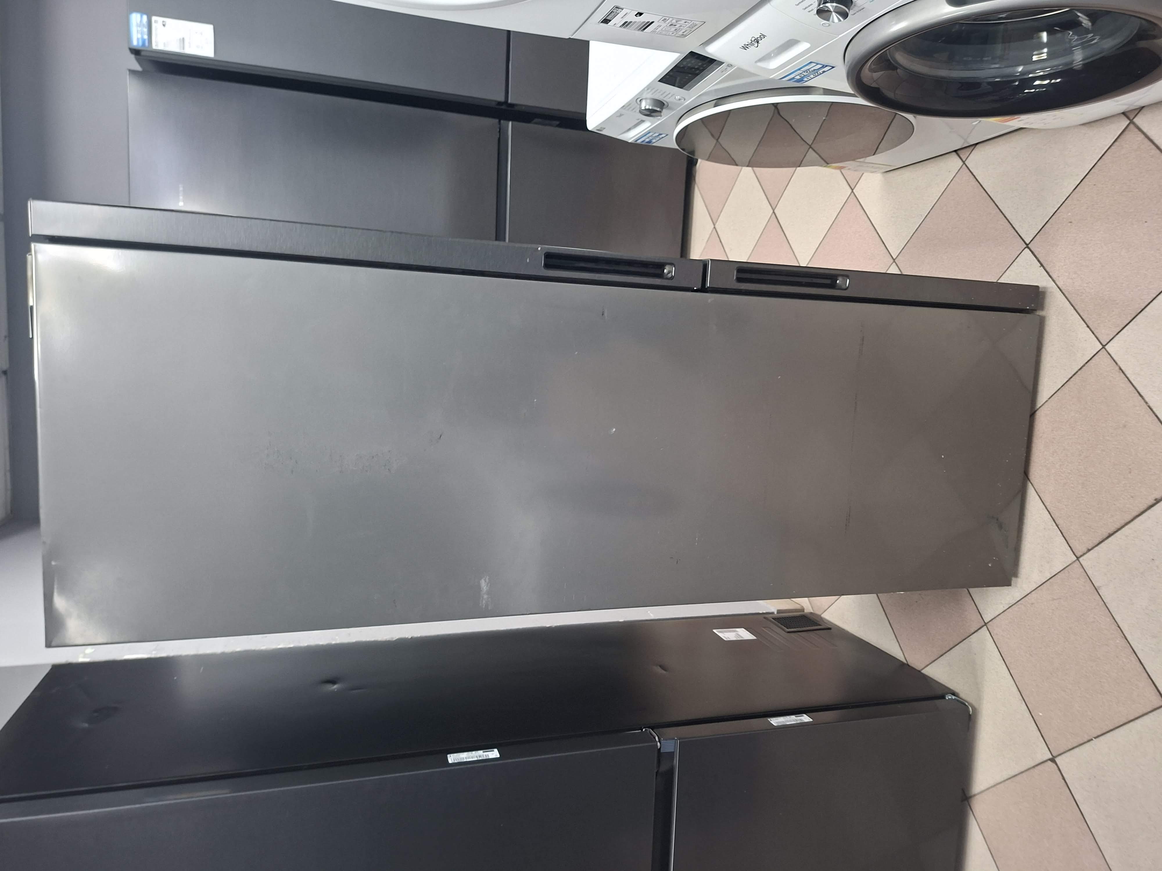 Frižider Hotpoint Ariston HPK 26363 XBR5E , 187 cm.