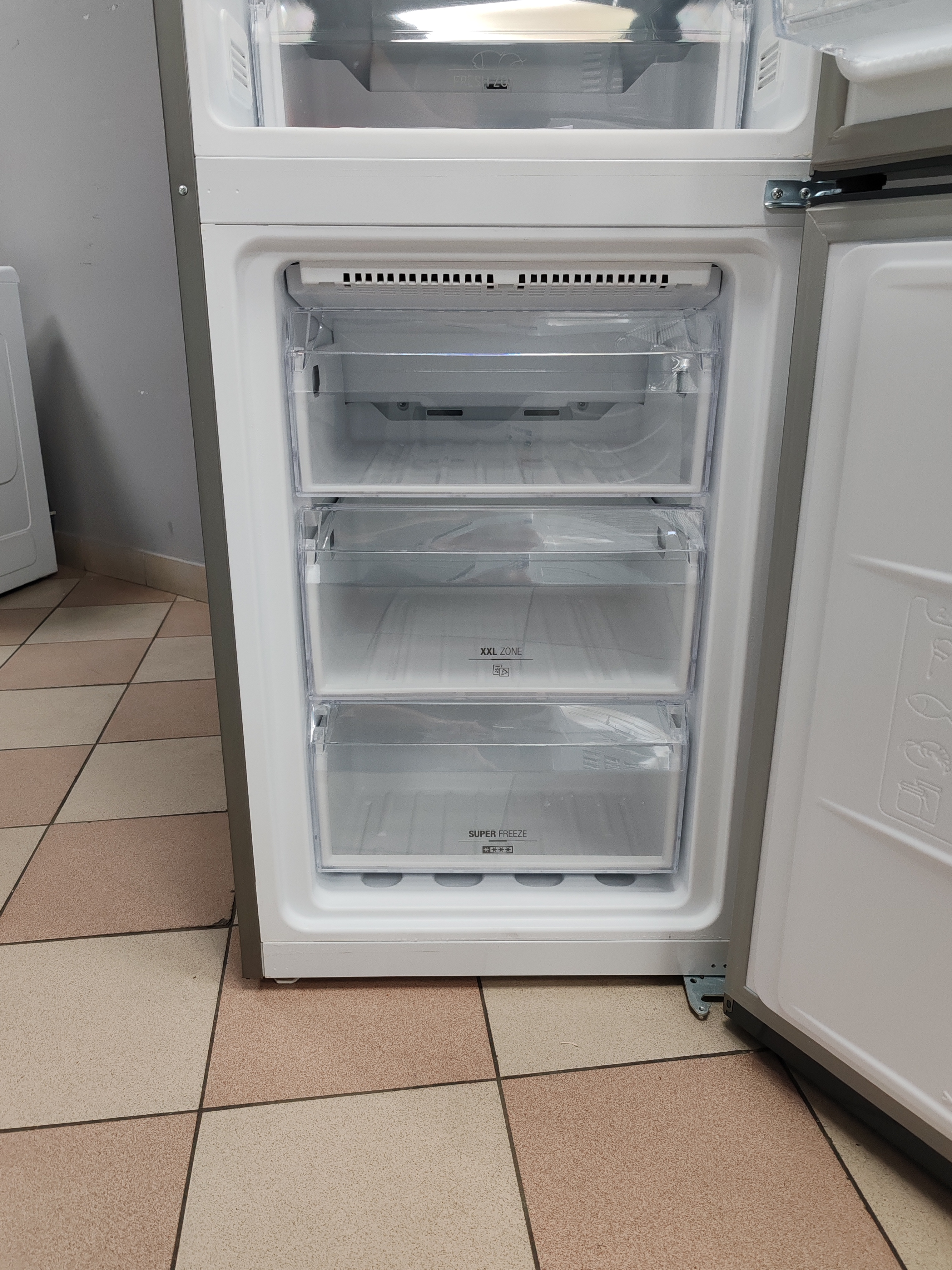 Frižider Hotpoint Ariston XH8 T2Z XOZH/1, 190 cm