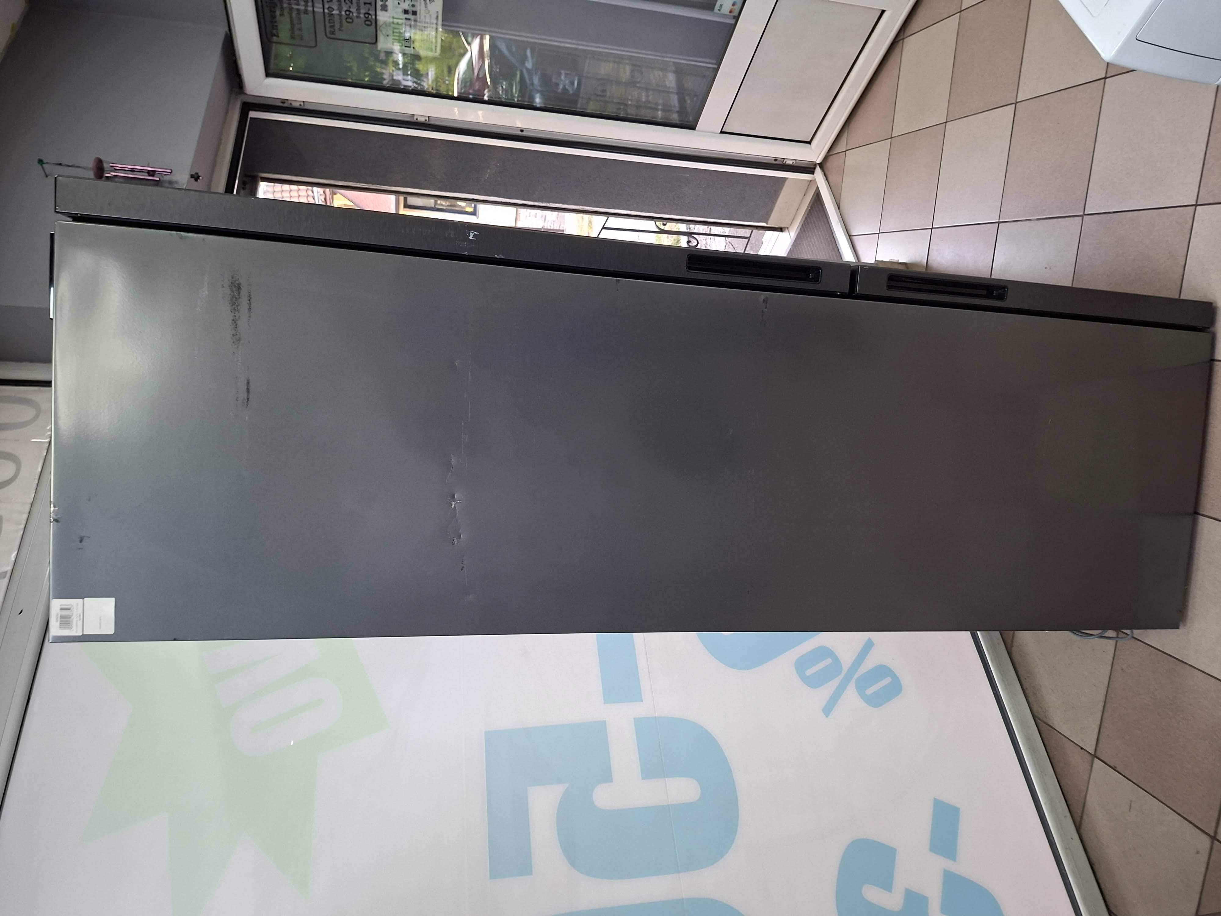 Frižider Hotpoint HPK 25403 XBR6E , 203 cm.