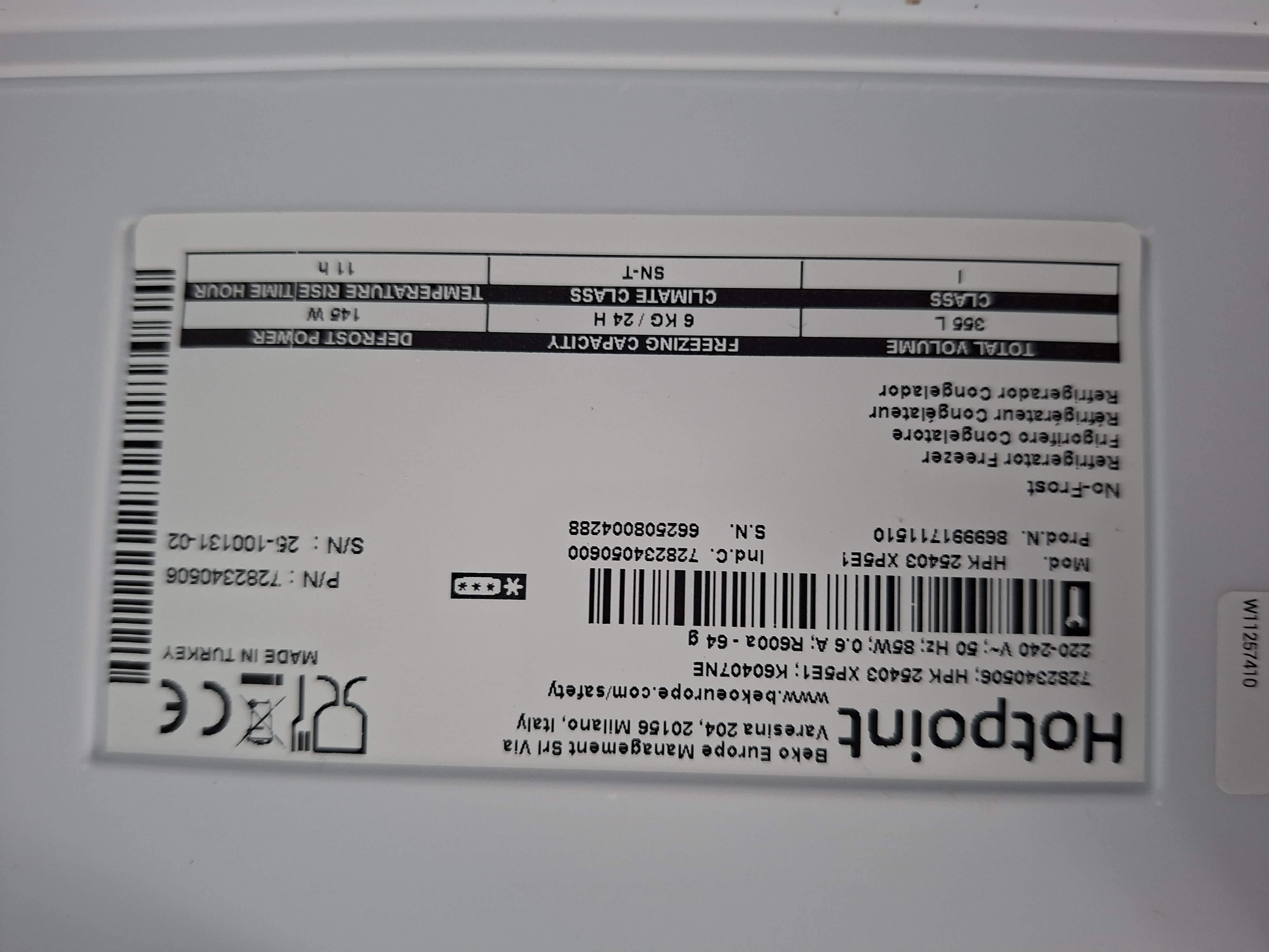 Frižider Hotpoint HPK 25403 XP5E1 , 203 cm.