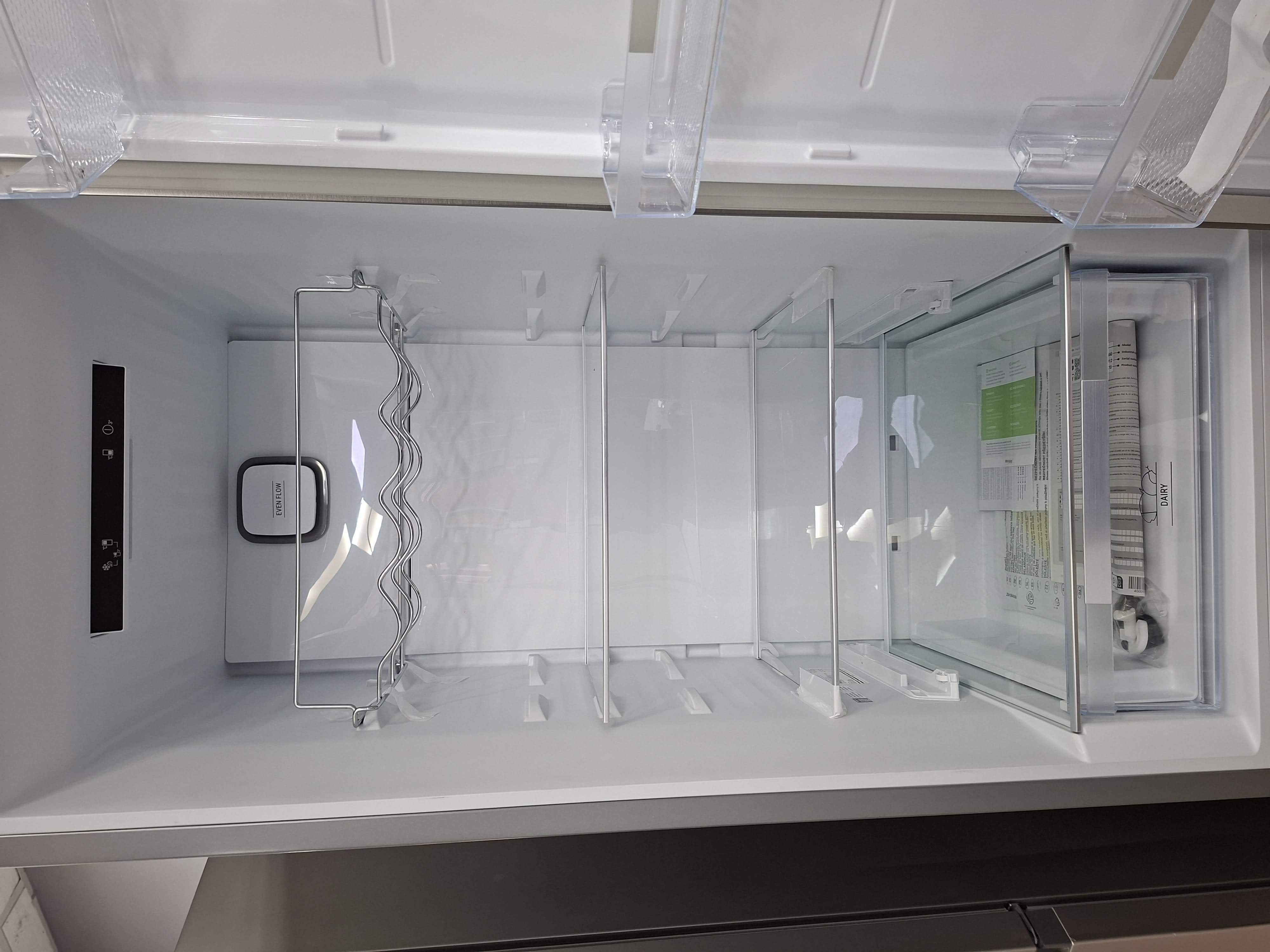 Frižider Hotpoint HPK 25403 XP5E1 , 203 cm.