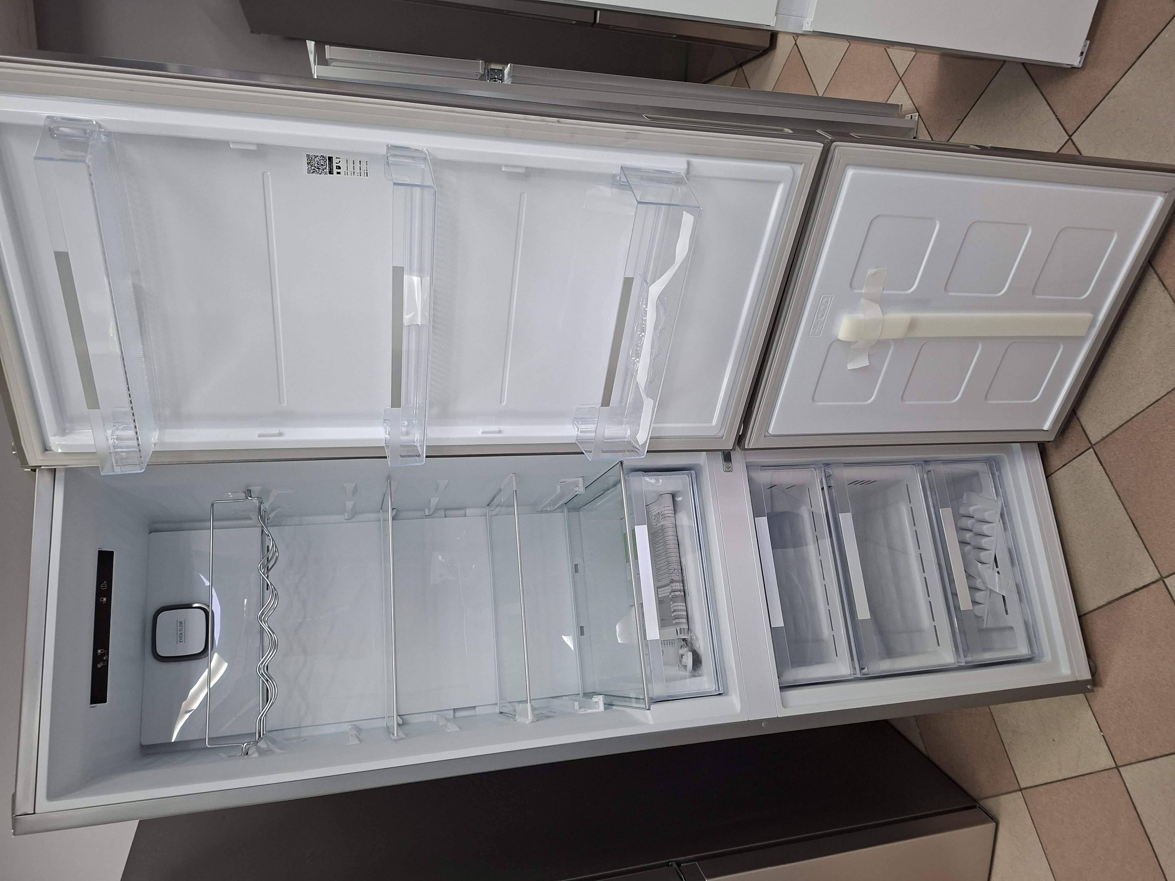 Frižider Hotpoint HPK 25403 XP5E1 , 203 cm.
