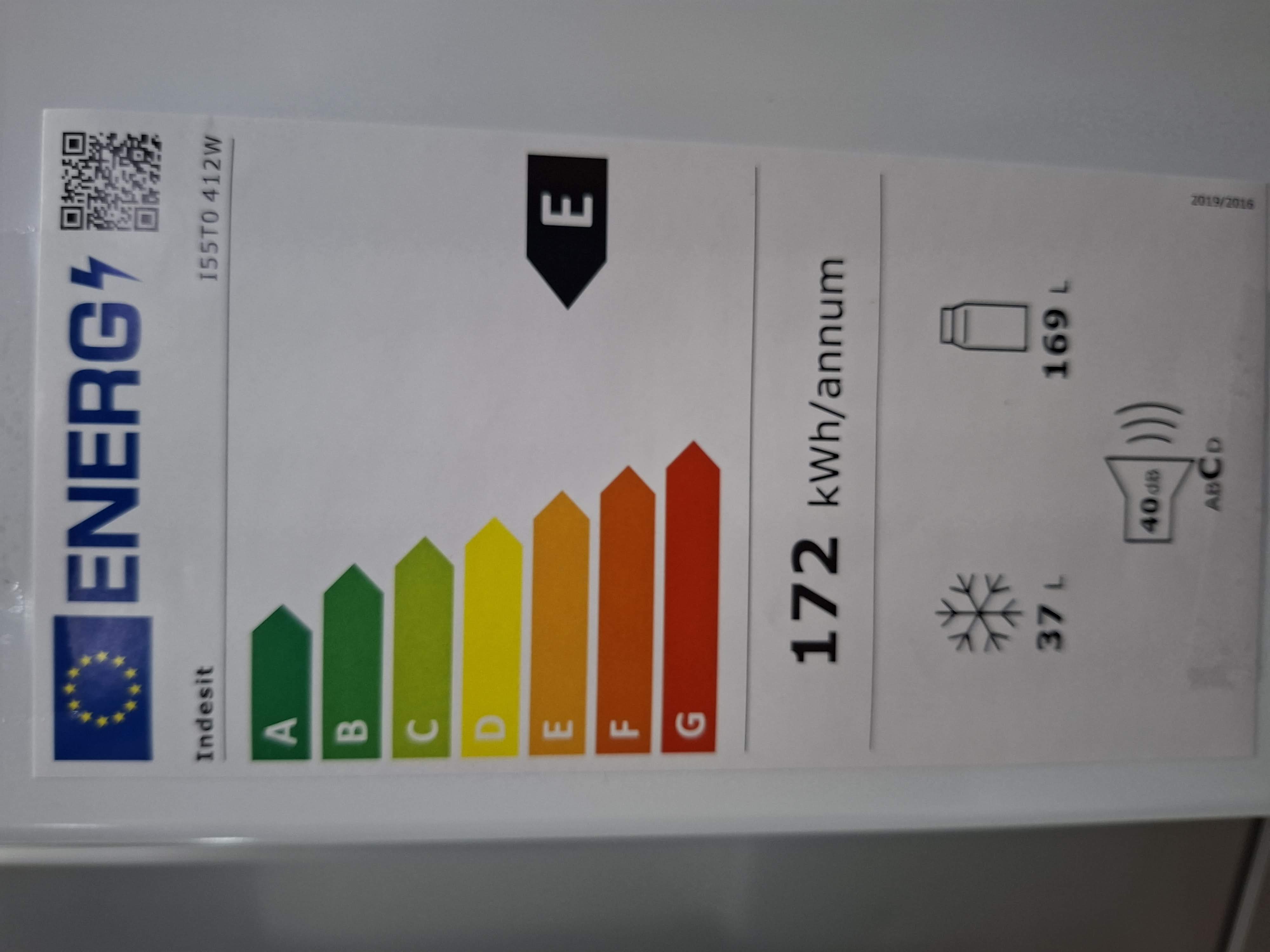 Frižider Indesit  I55T0 412W , 143 cm.