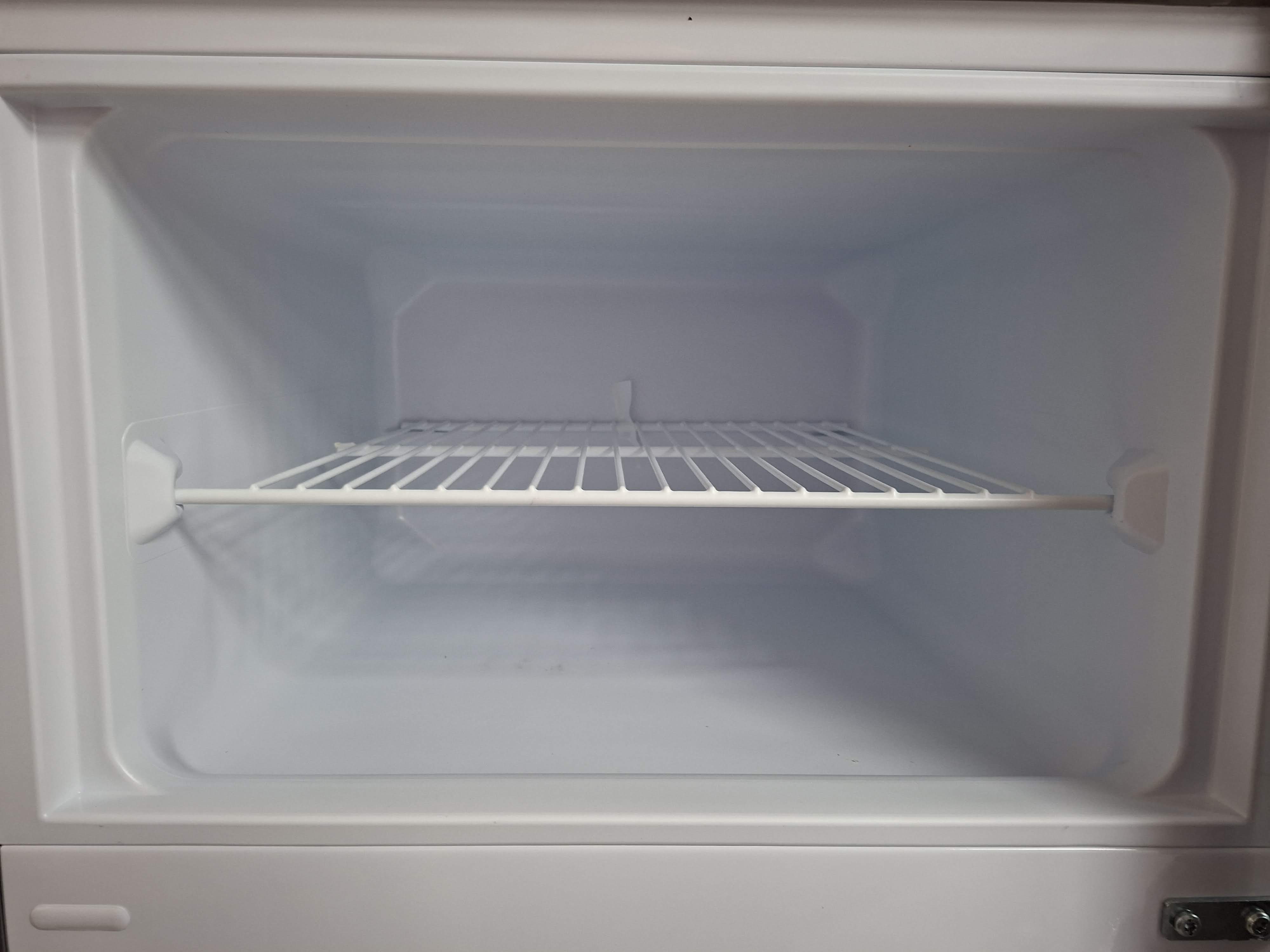 Frižider Indesit  I55T1 612S , 160 cm.