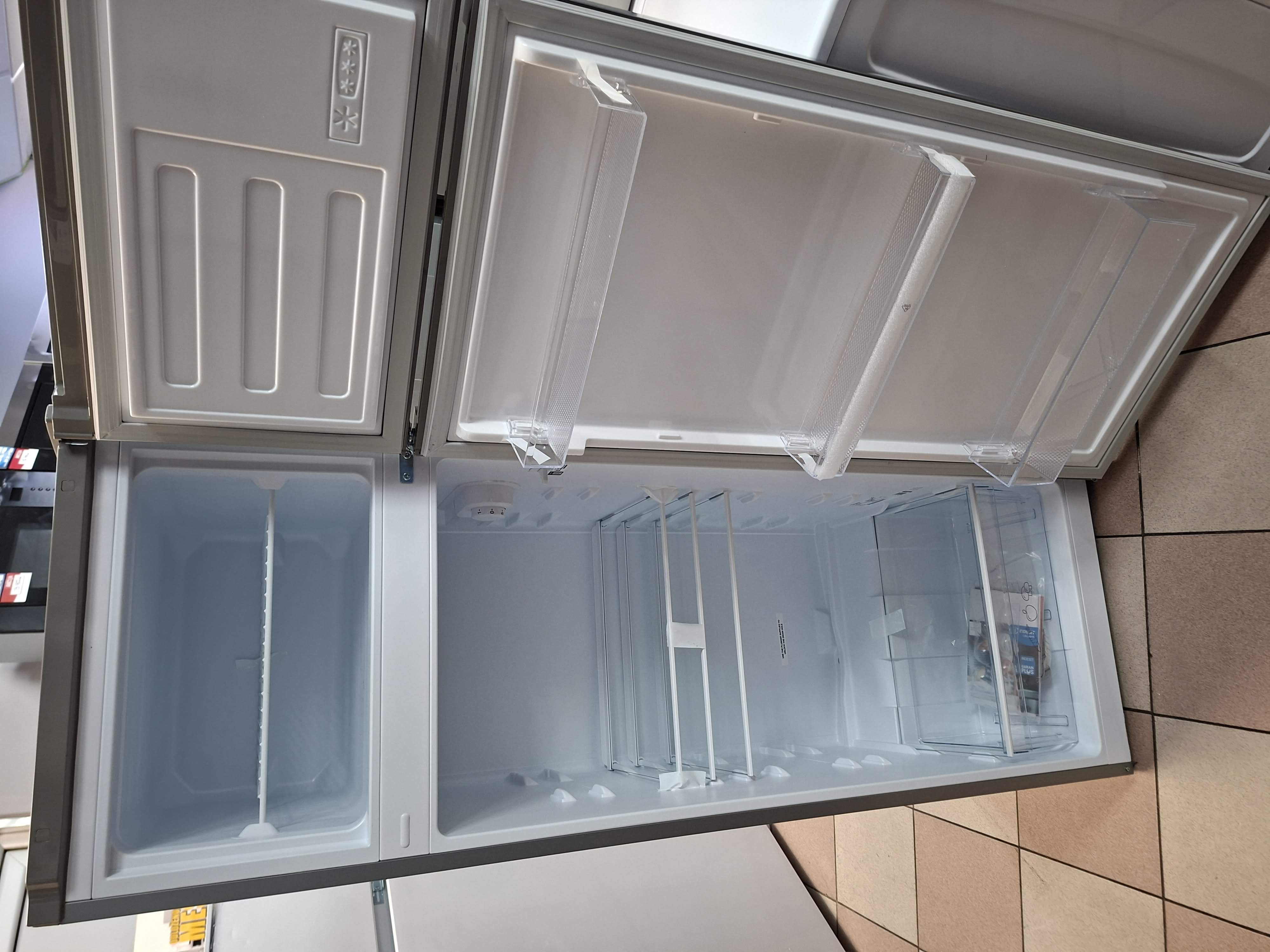 Frižider Indesit  I55T1 612S , 160 cm.