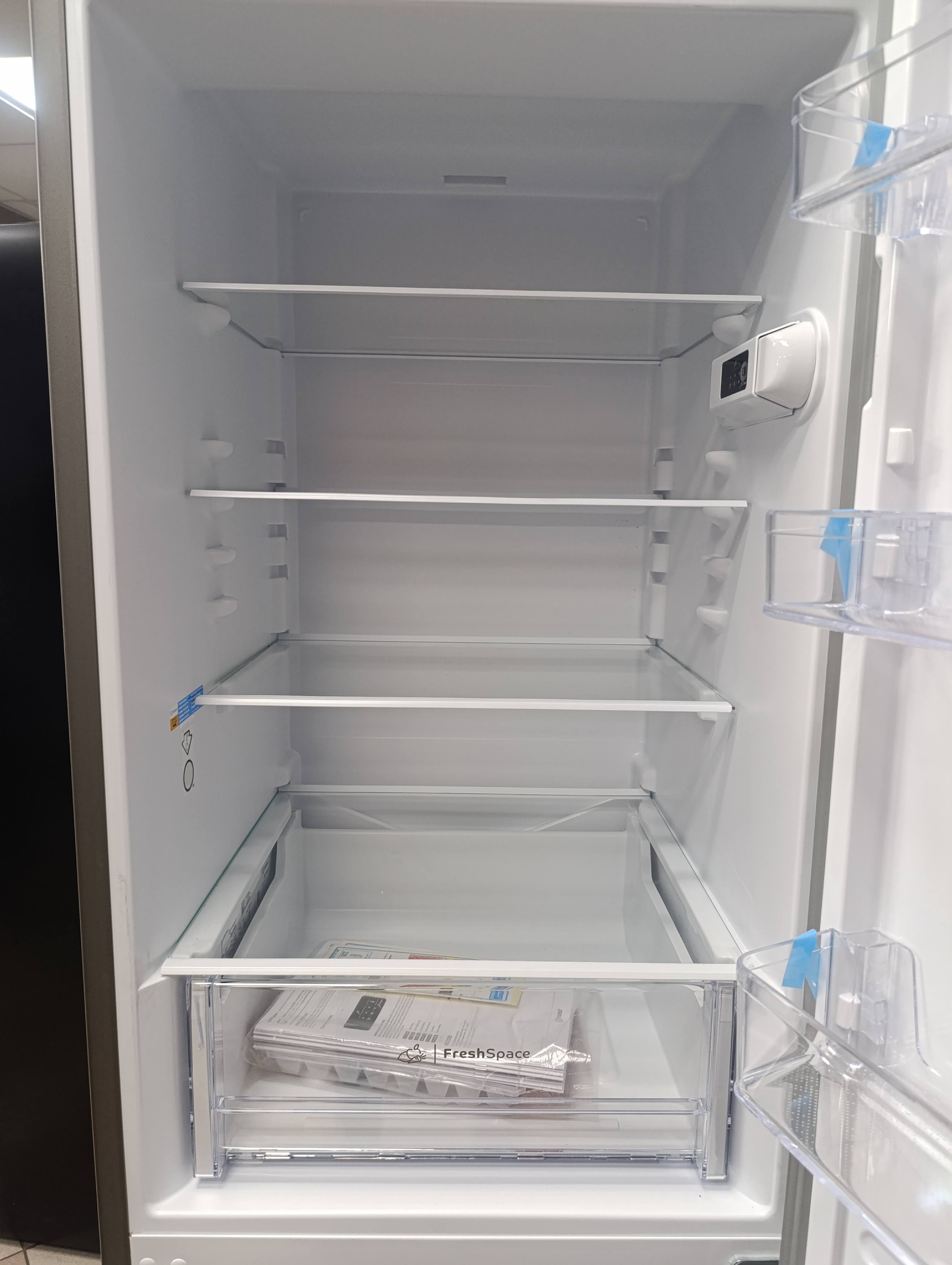 Frižider Indesit LI8 S1E S, 189 cm