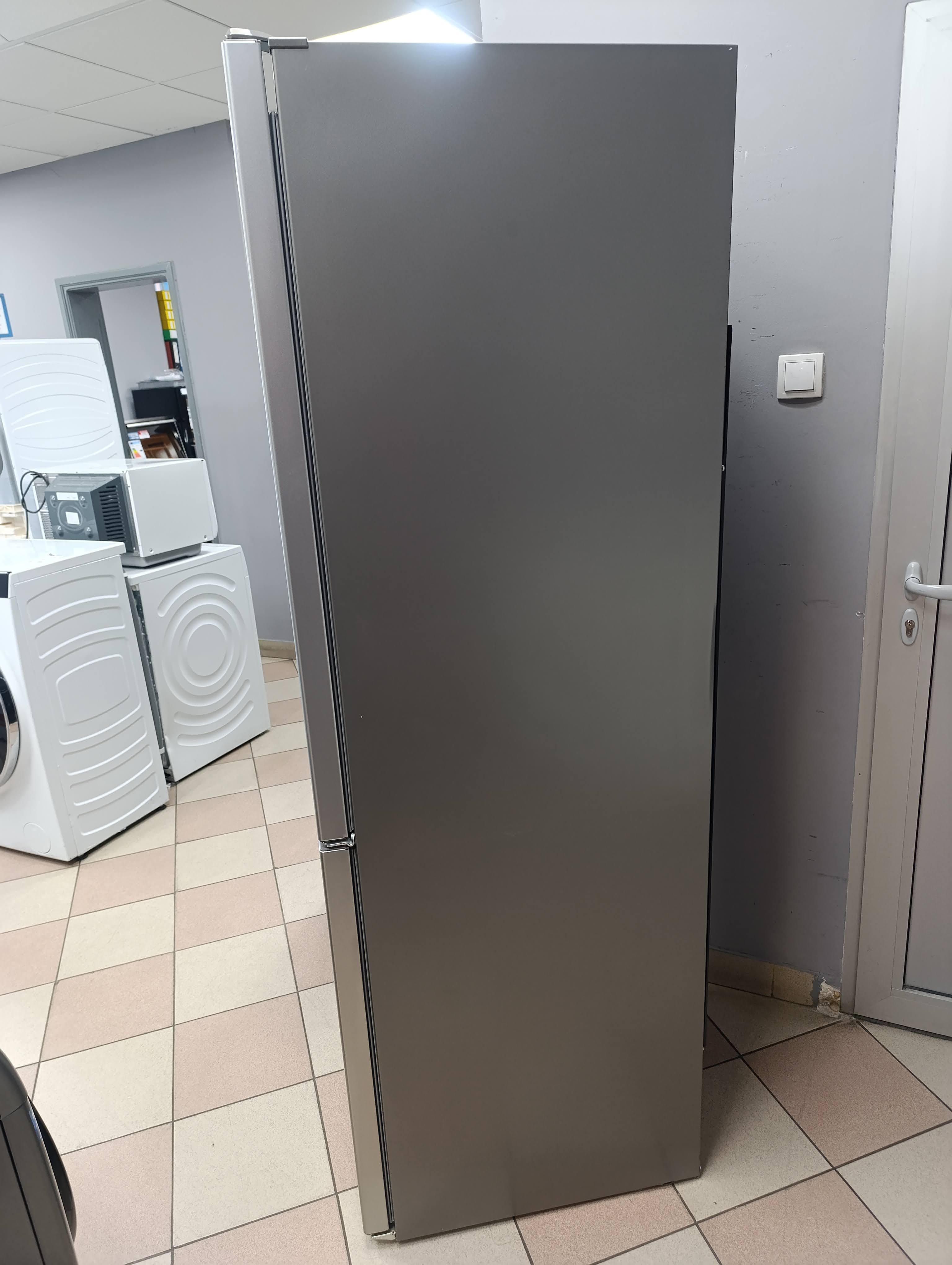 Frižider Indesit LI8 S1E S, 189 cm