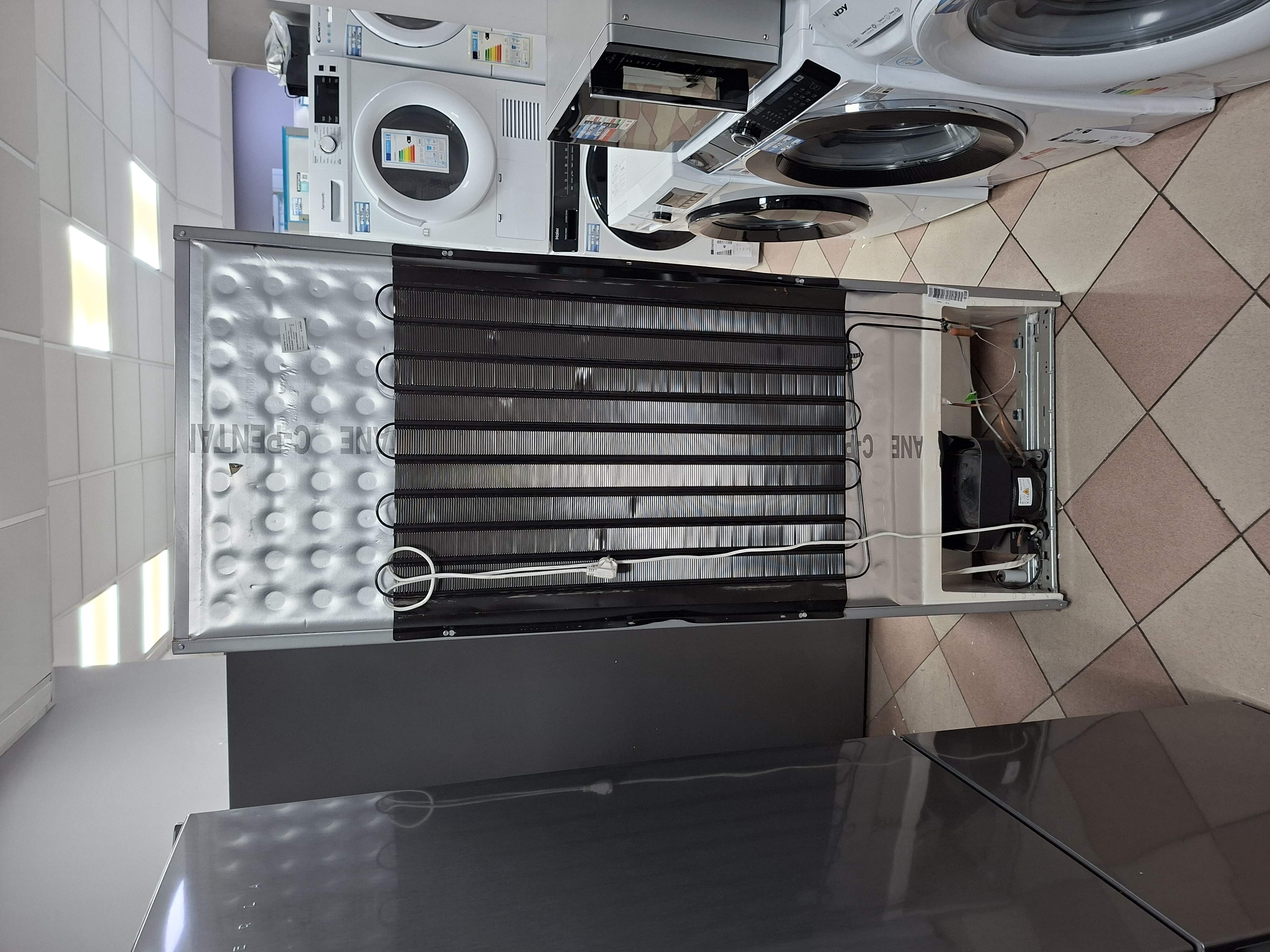 Frižider Indesit TEAAN 5 S 1, 180cm