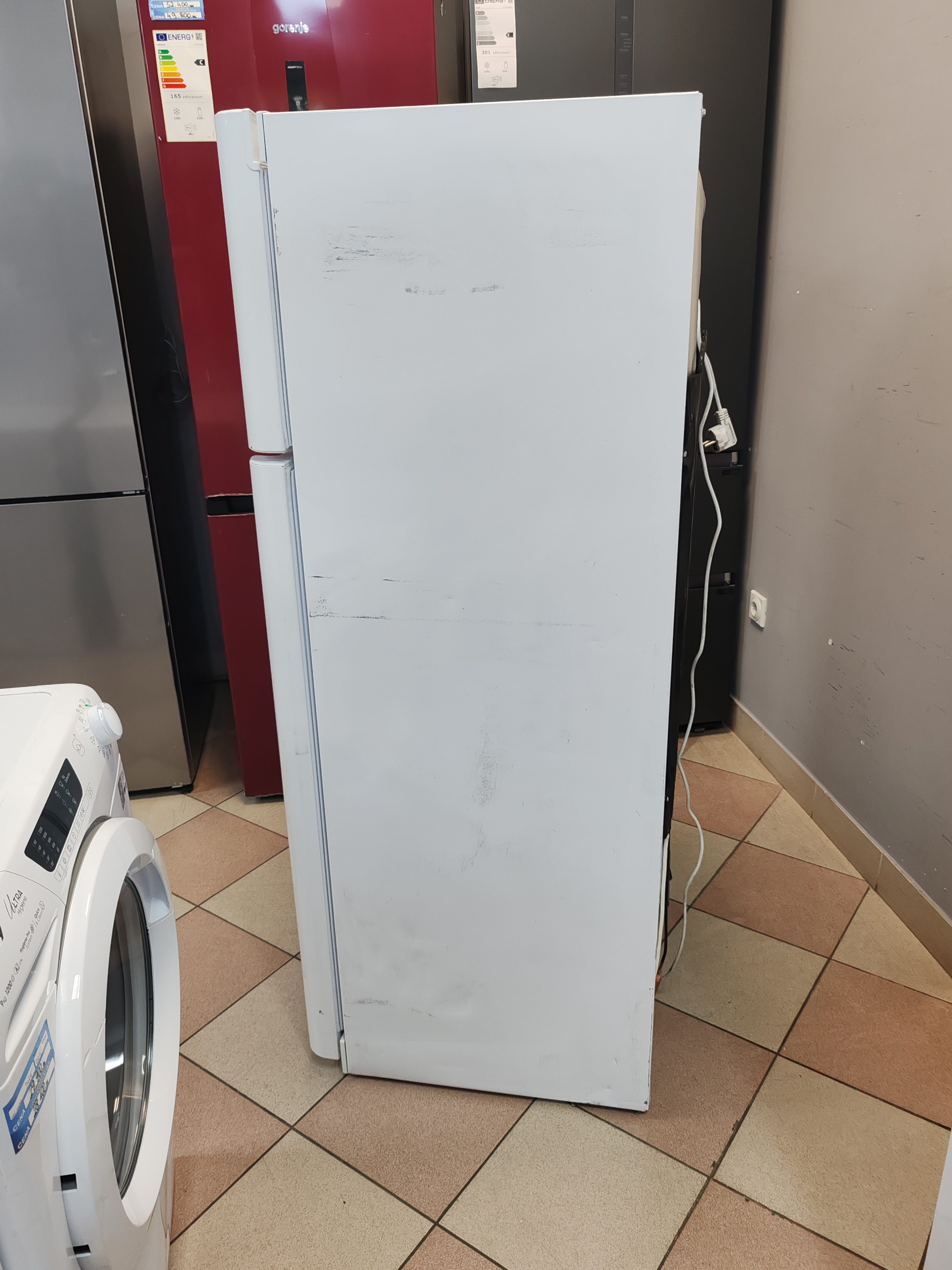 Frižider Indesit TIAA 10 V .1, 150cm