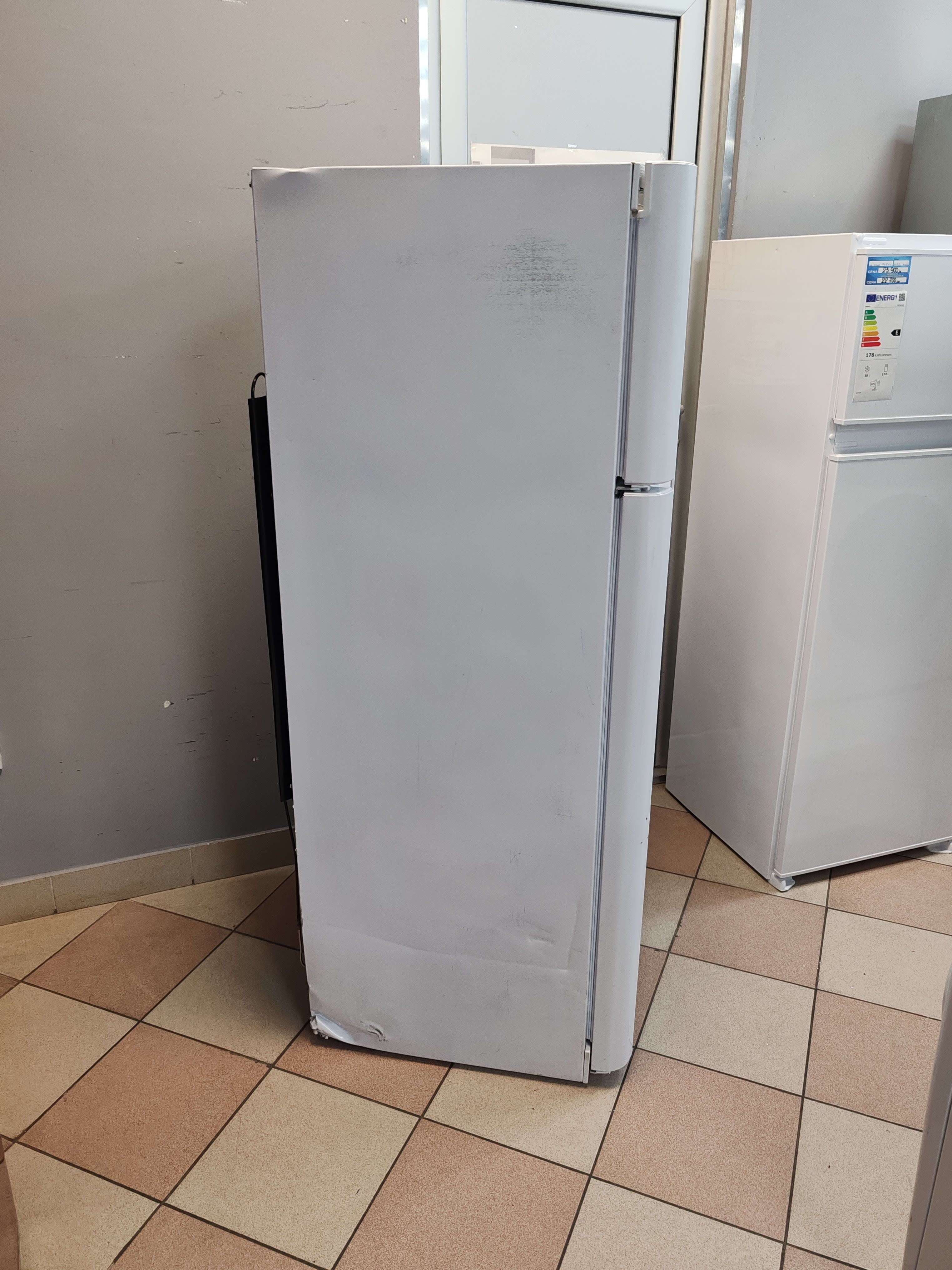 Frižider Indesit TIAA 10 V .1, 150cm