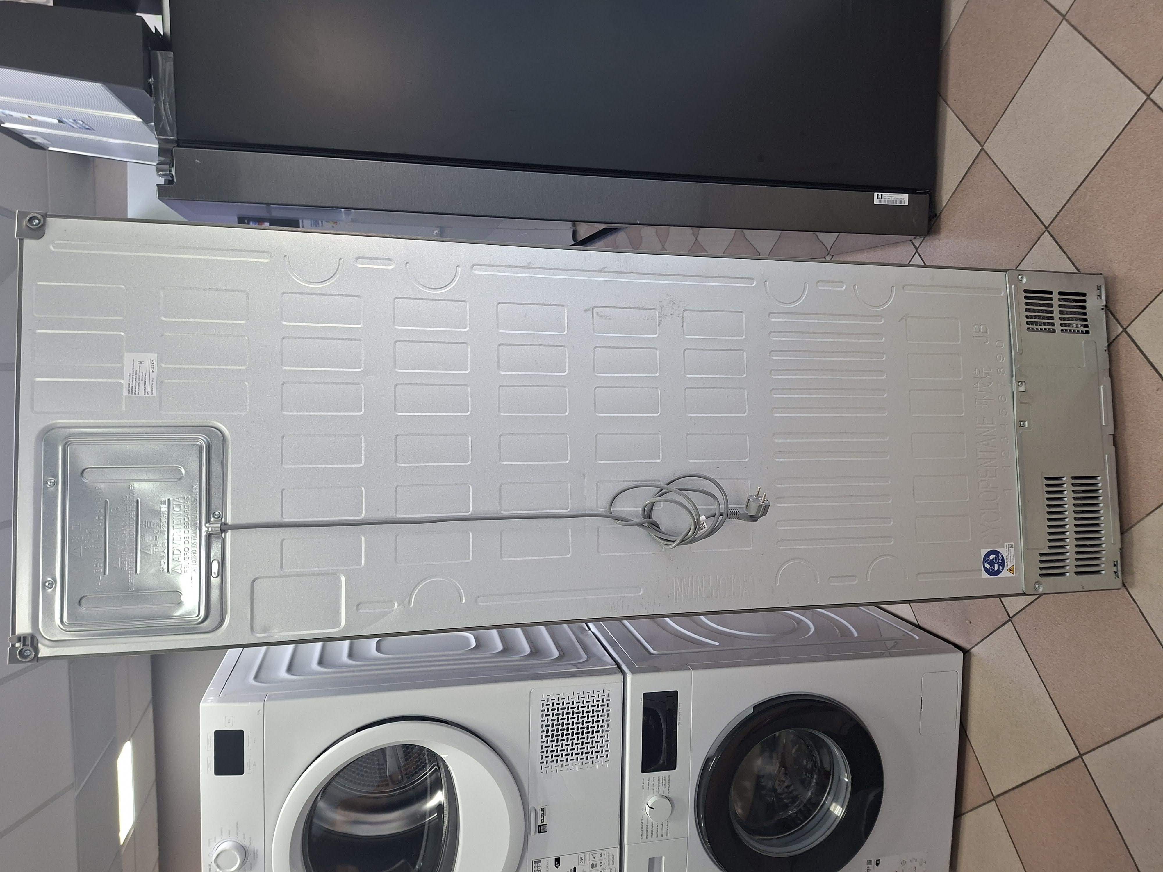 Frižider LG GBBS716AMB, 186 cm.