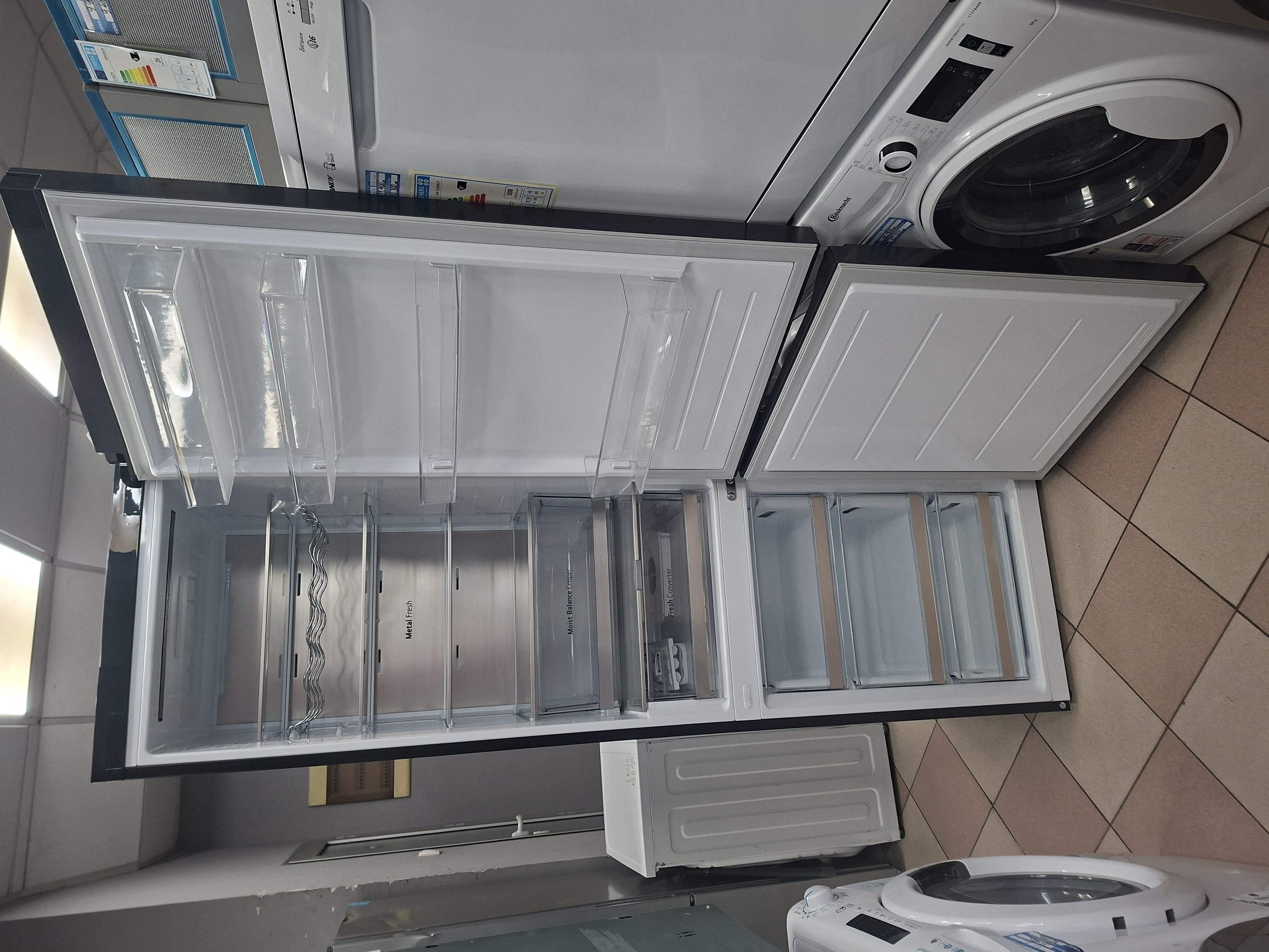 Frižider Lg  GBV5250CEP , 203 cm.