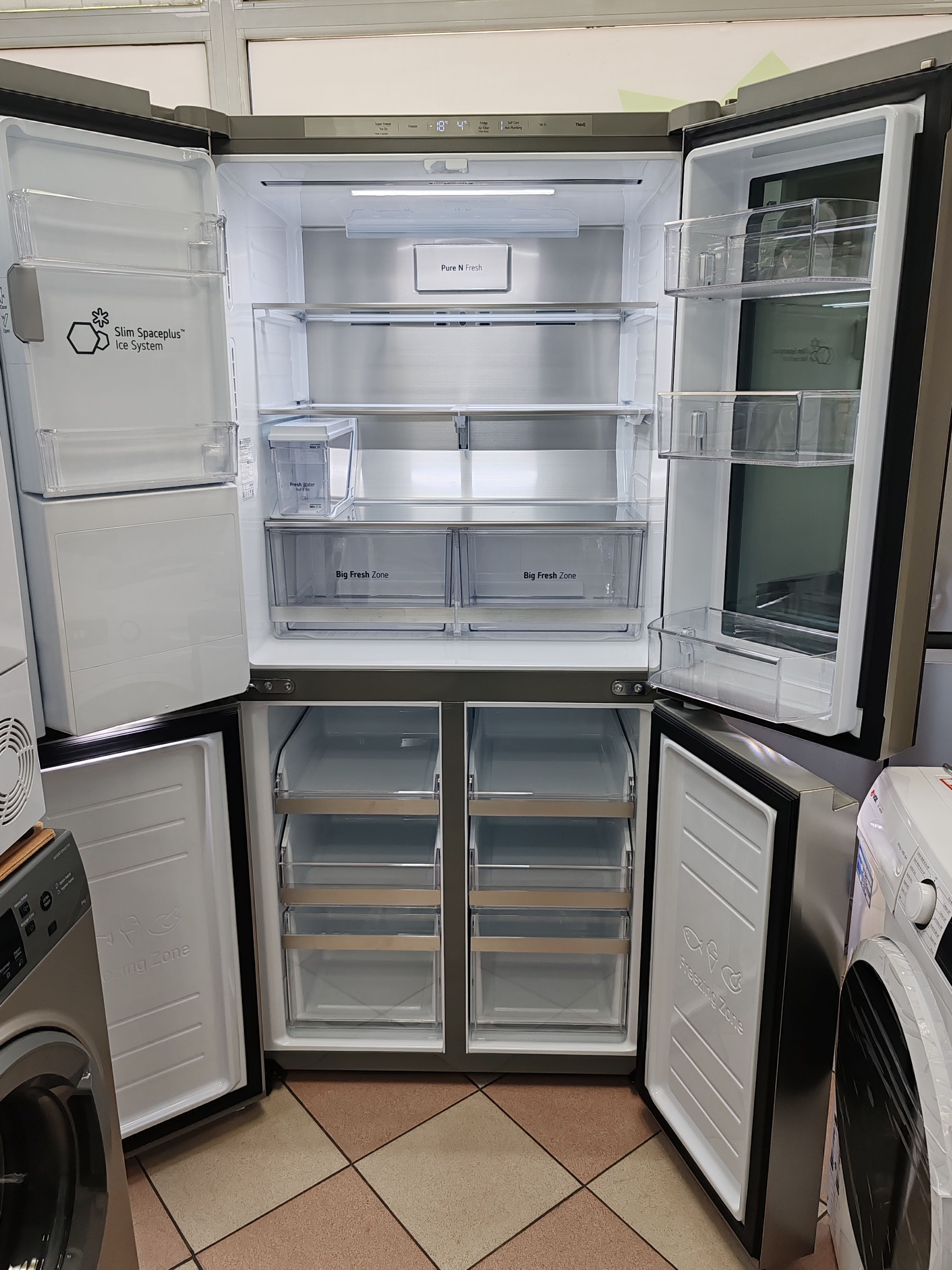 Frižider LG GMG761MBAE, 84cm