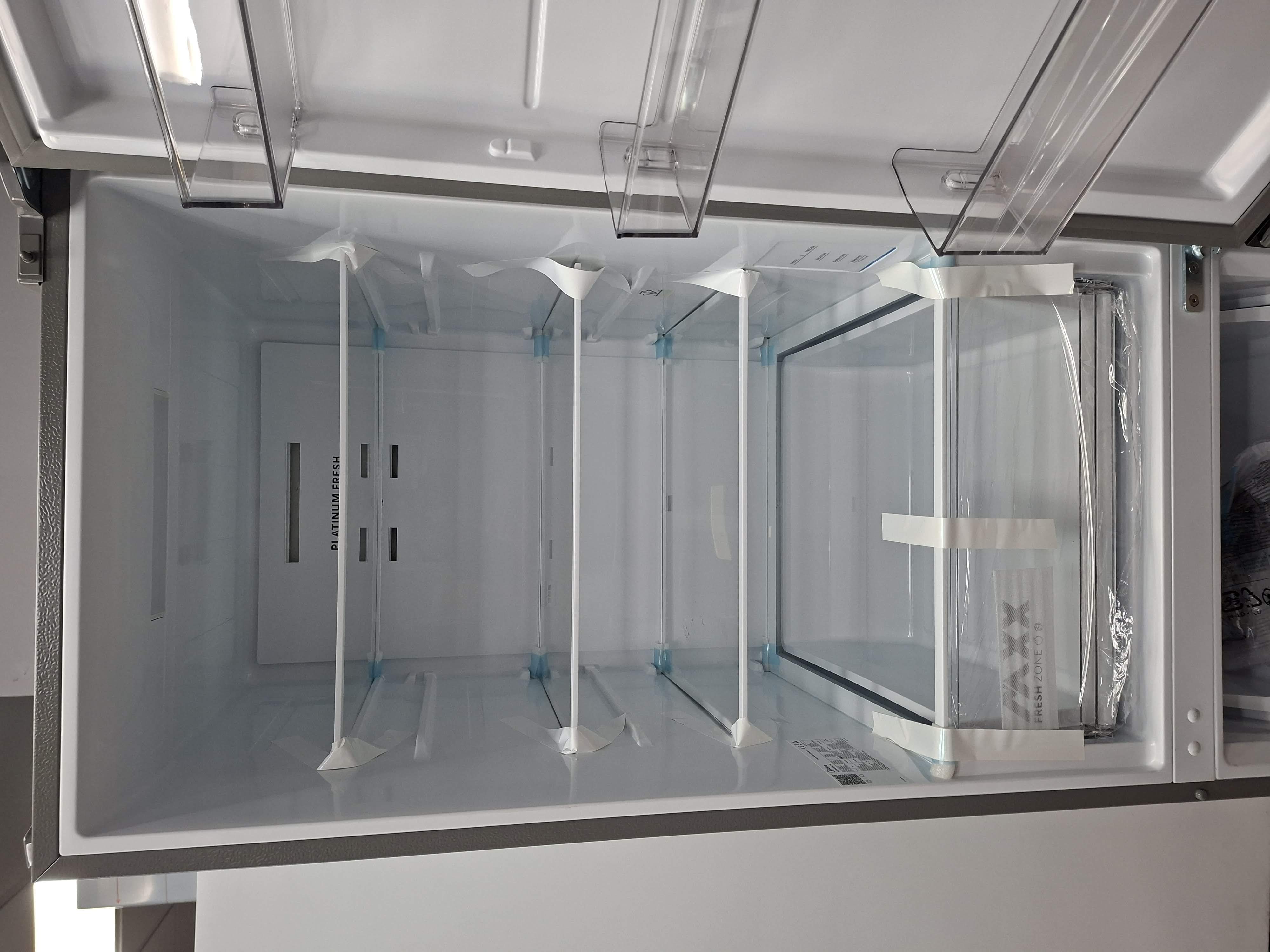 Frižider Midea MERB405MIC46 , 186 cm.