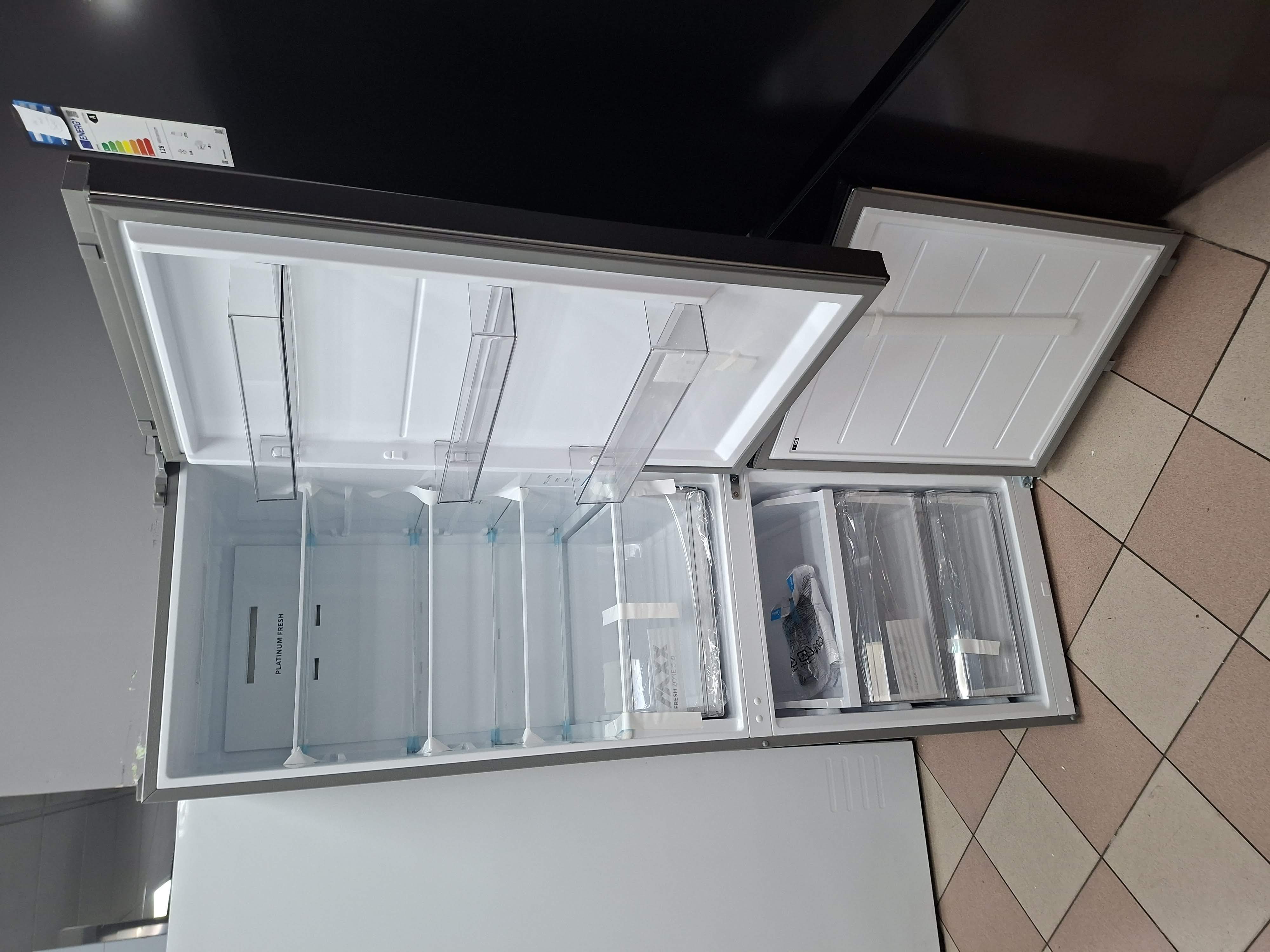 Frižider Midea MERB405MIC46 , 186 cm.