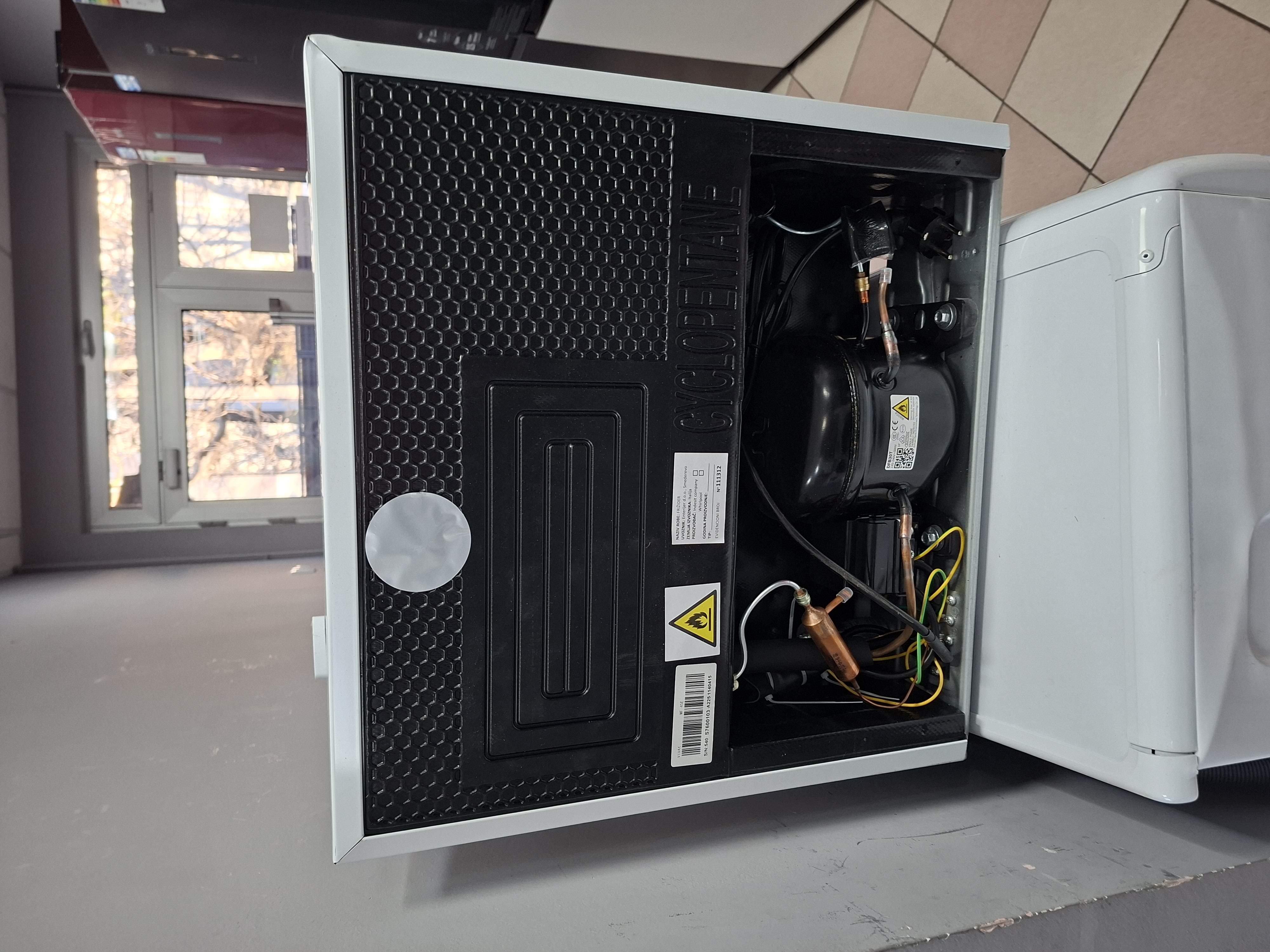 Frižider Mini Bar Vivax MF-45E