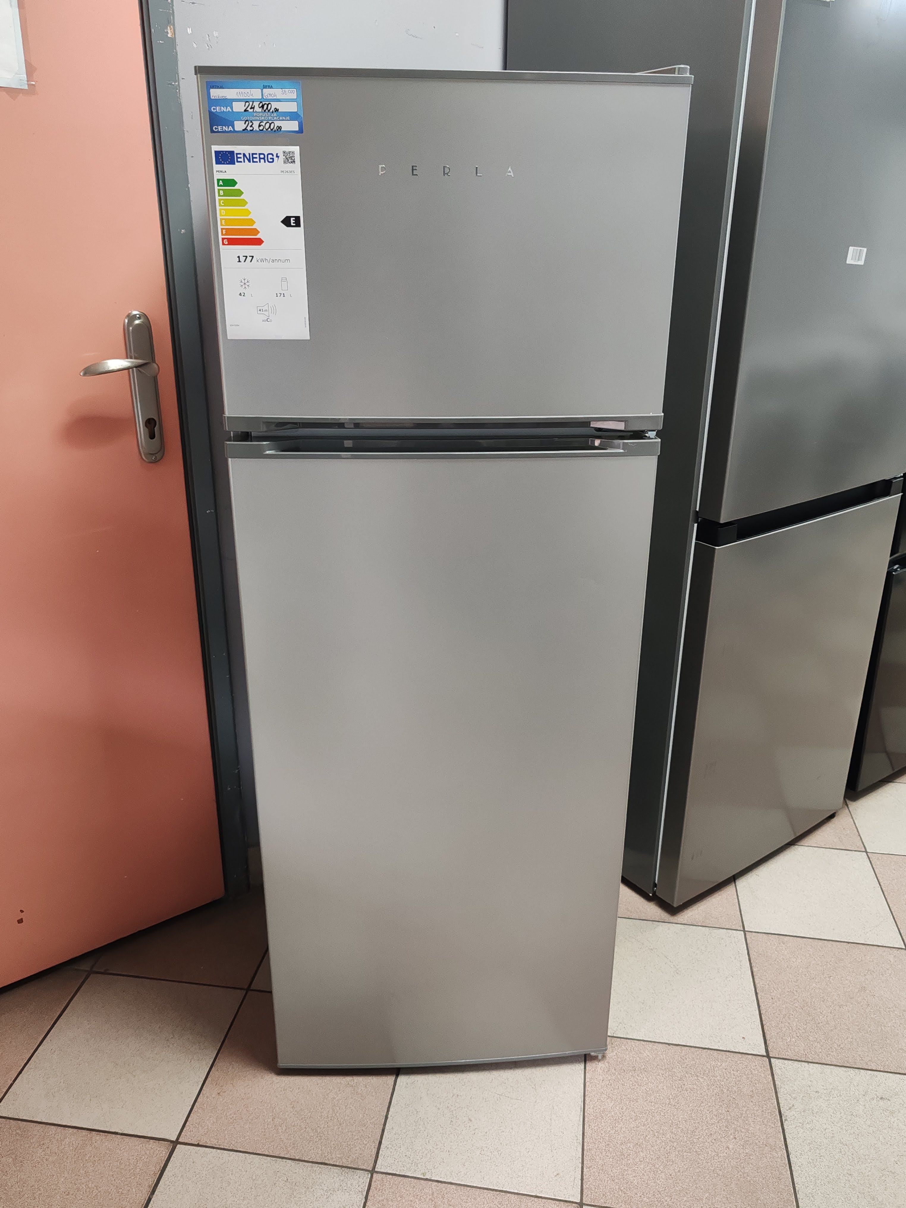 Frižider Perla PE263ES , 144 cm.