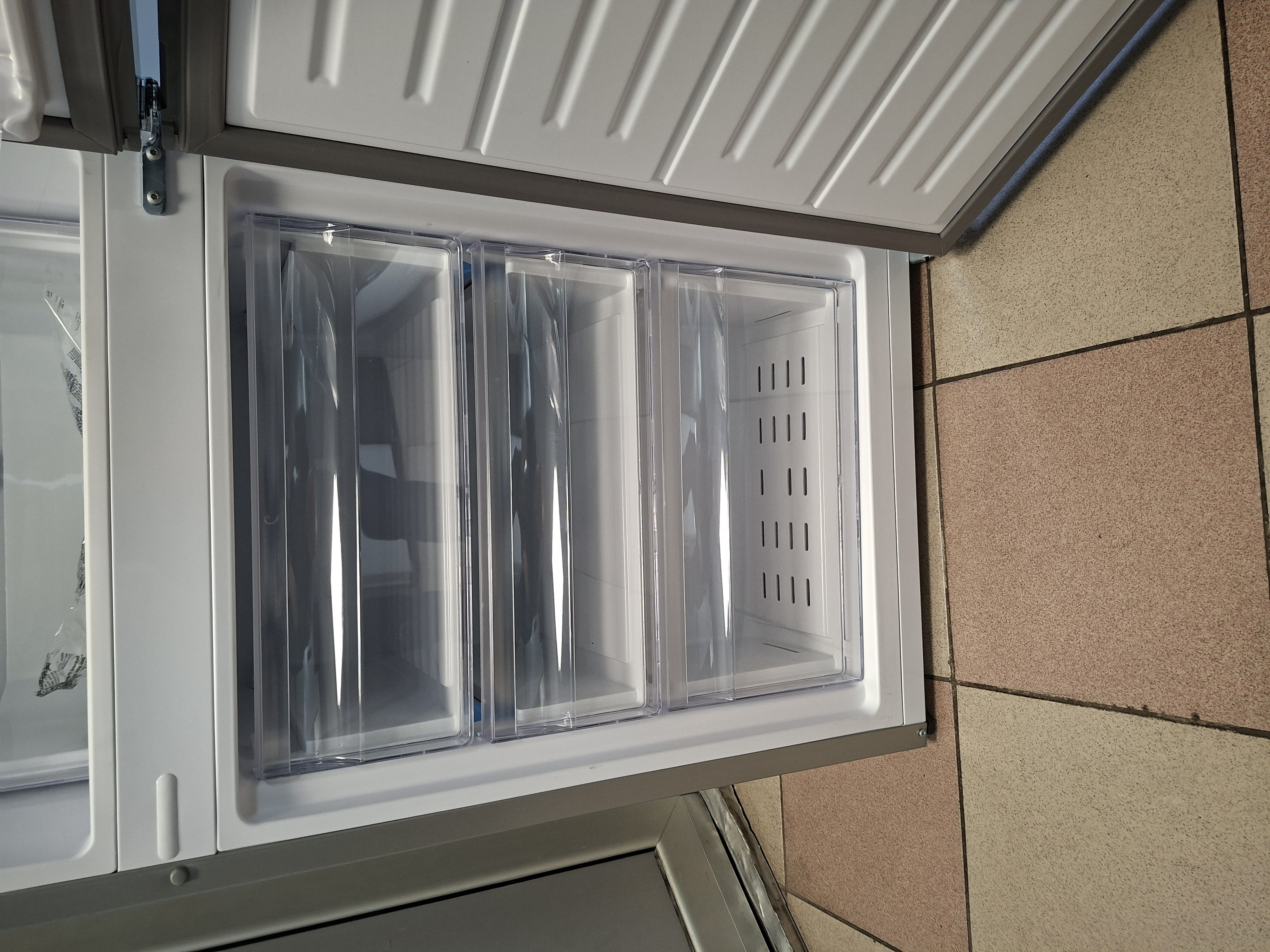 Frižider Perla PE278XLY , 170 cm.