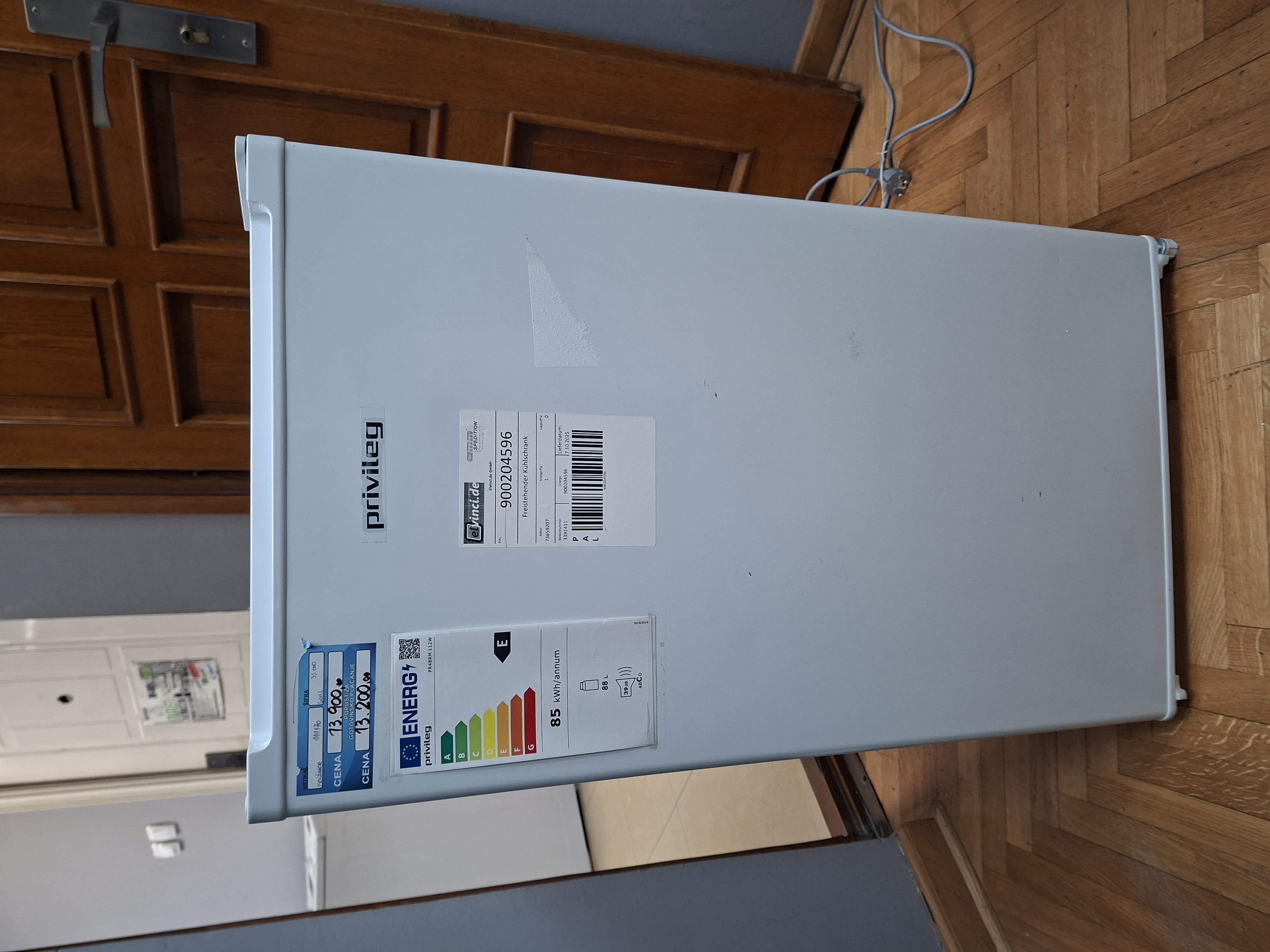 Frižider Privileg  PR48RM 112W , 85 cm