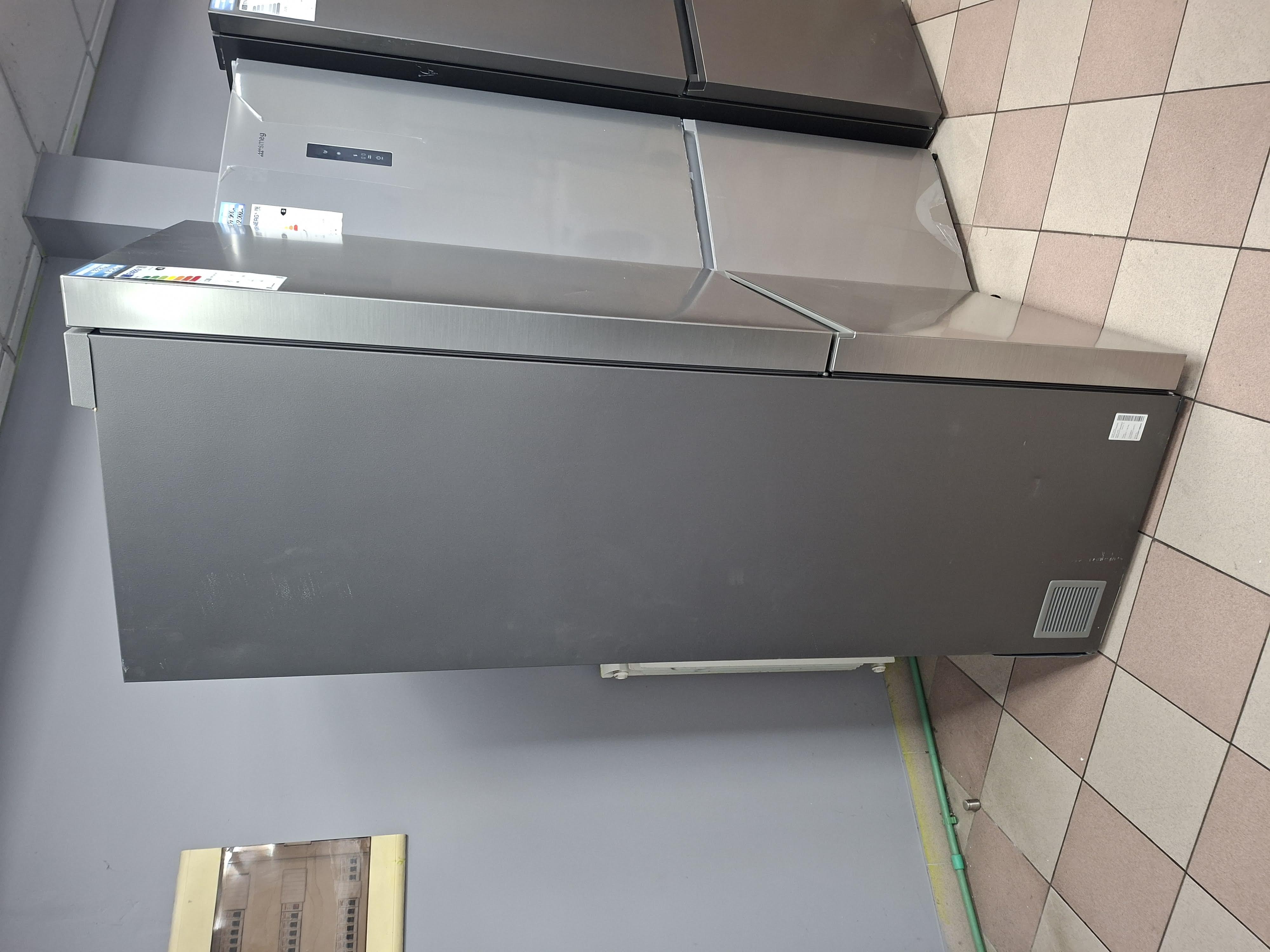 Frižider Samsung RB53DG706A59, 203x76 cm