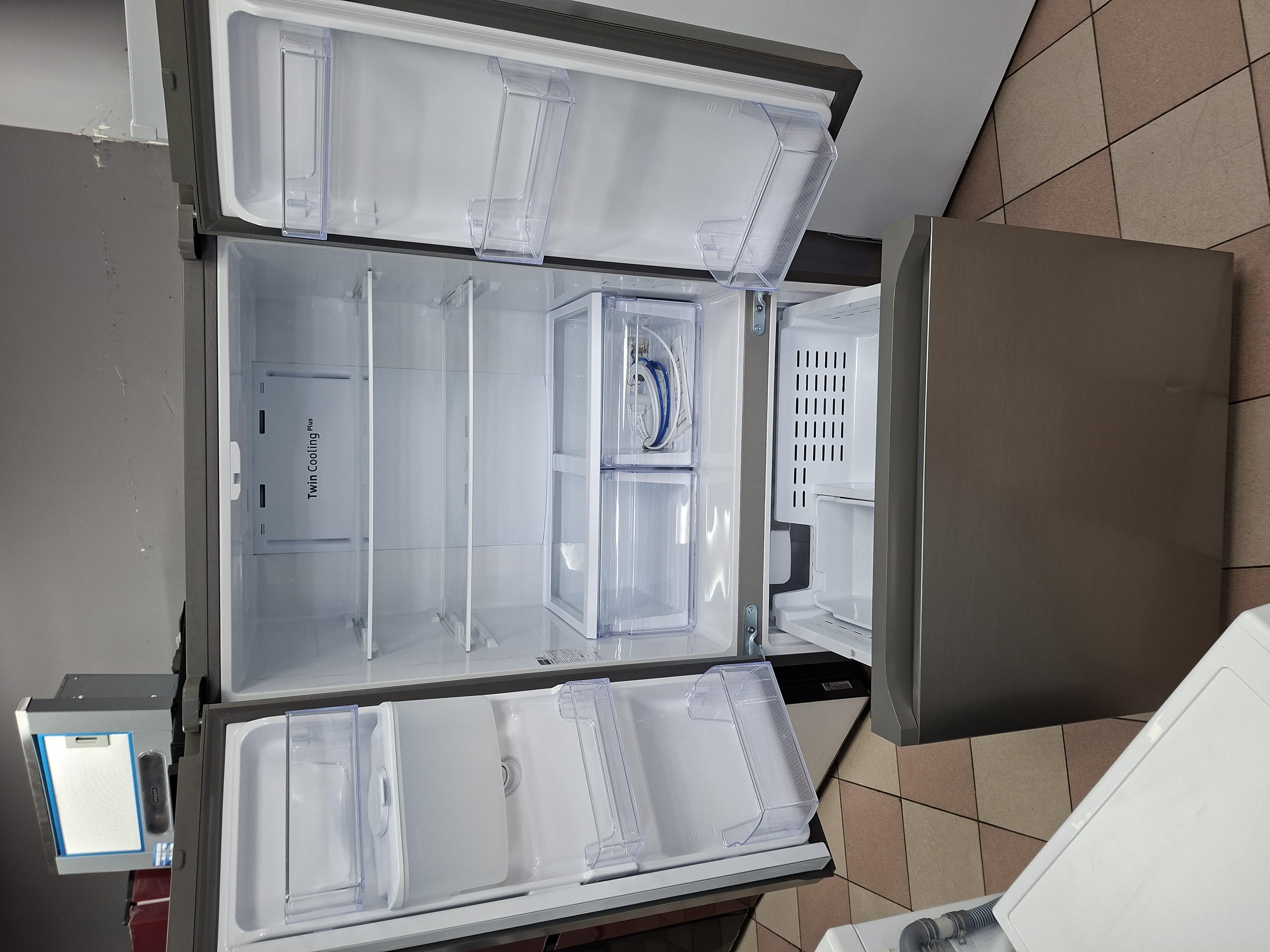 Frižider Samsung RF50C530ES9, 82 cm.
