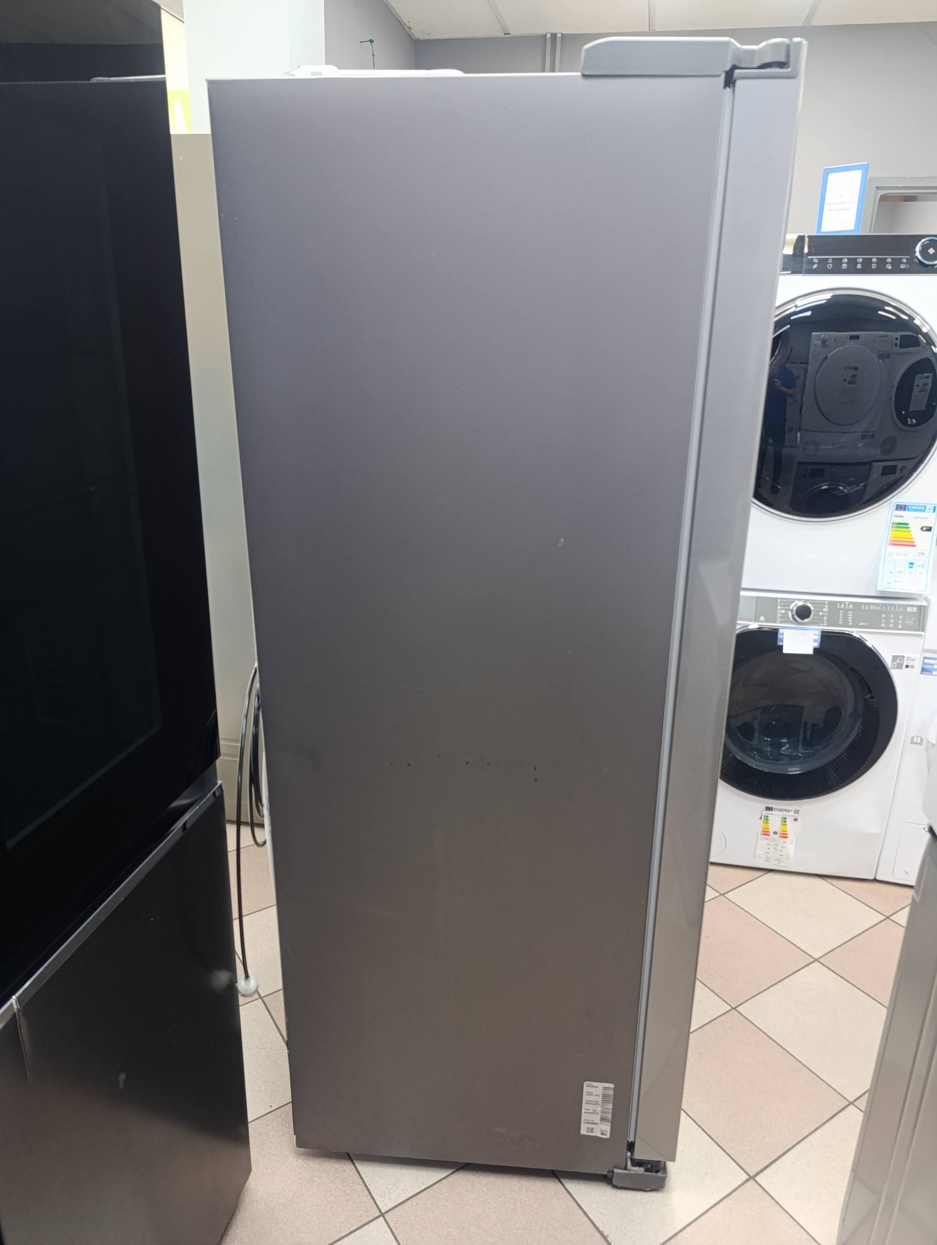 Frižider Samsung RS5HK4605SA Side-by-Side , 179 cm.