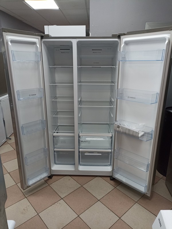 Frižider Side by Side Bosch KAN93VIFP