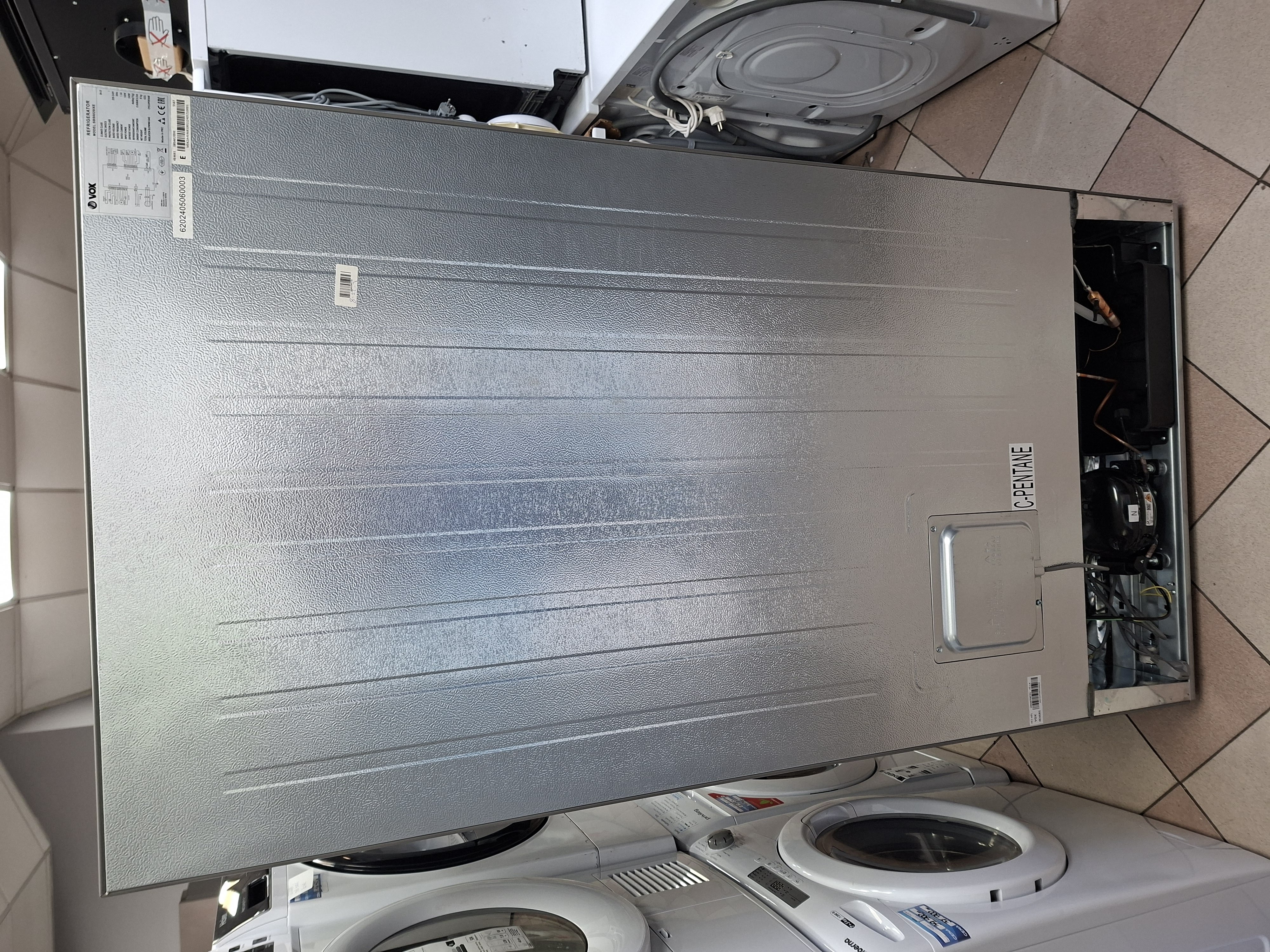Frižider Side by Side Vox SBS6020IXE , 177 cm.