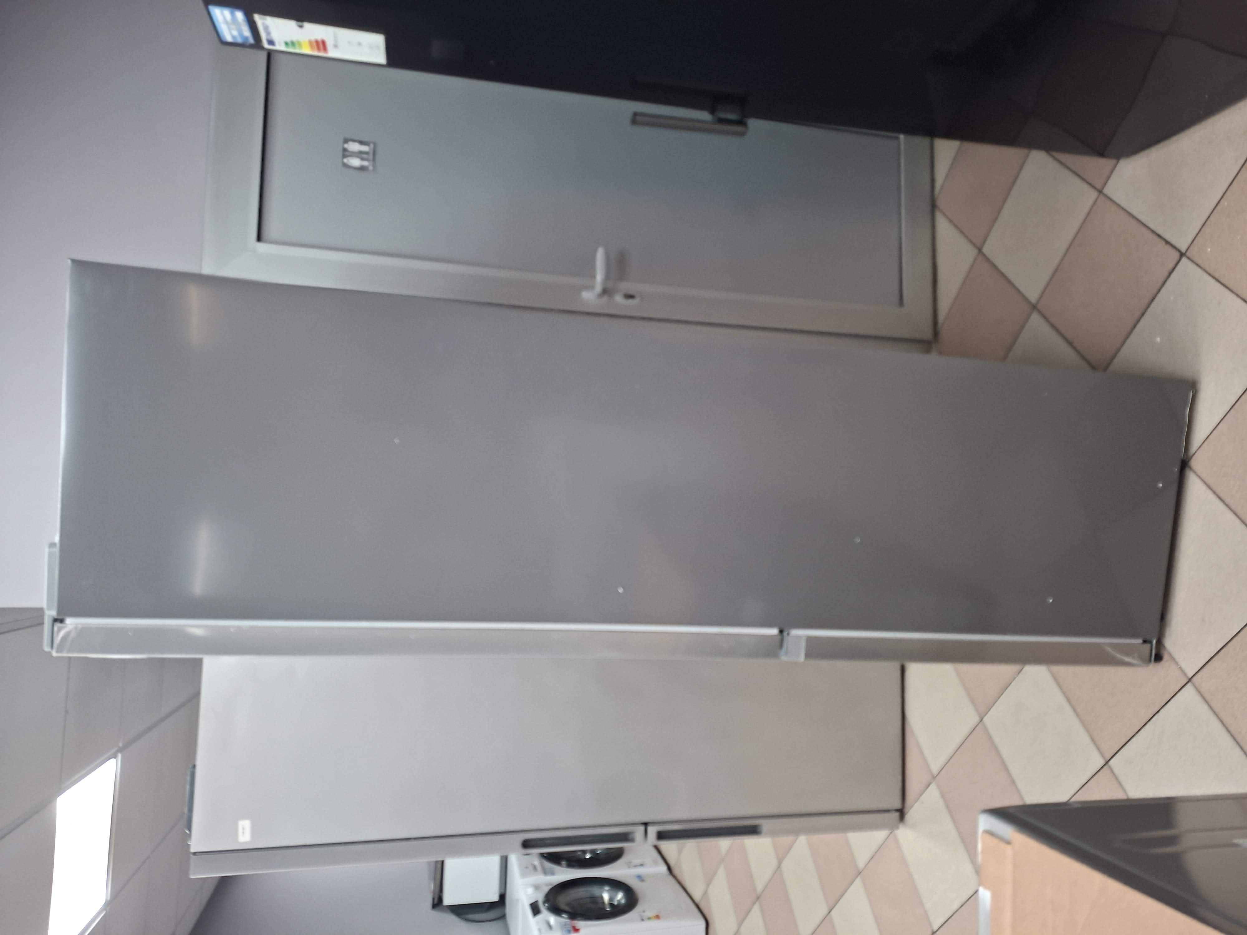 Frižider Smeg  RC20XDNE , 200 cm.