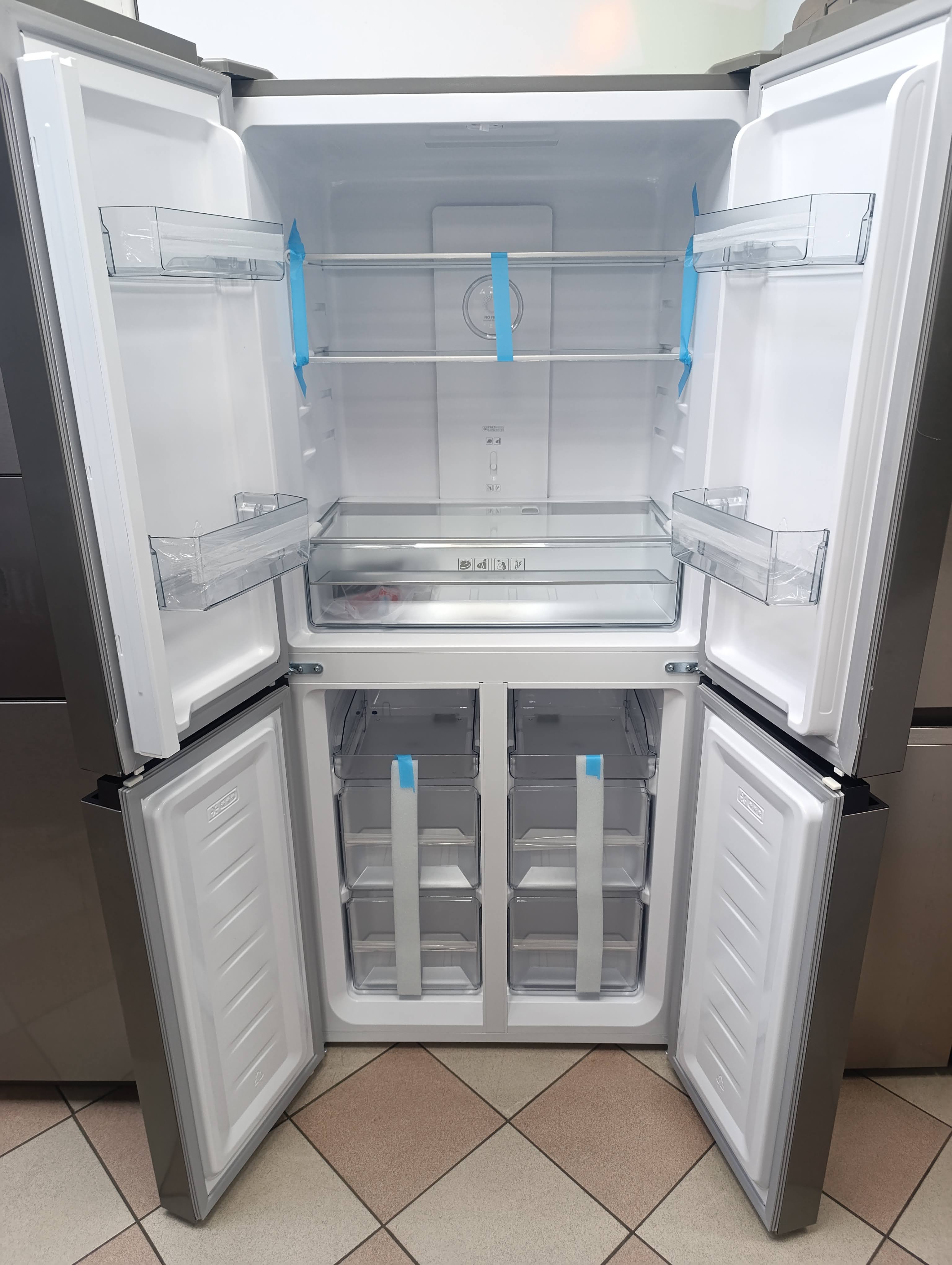 Frižider Tesla RM3400FHXE , 180 cm.