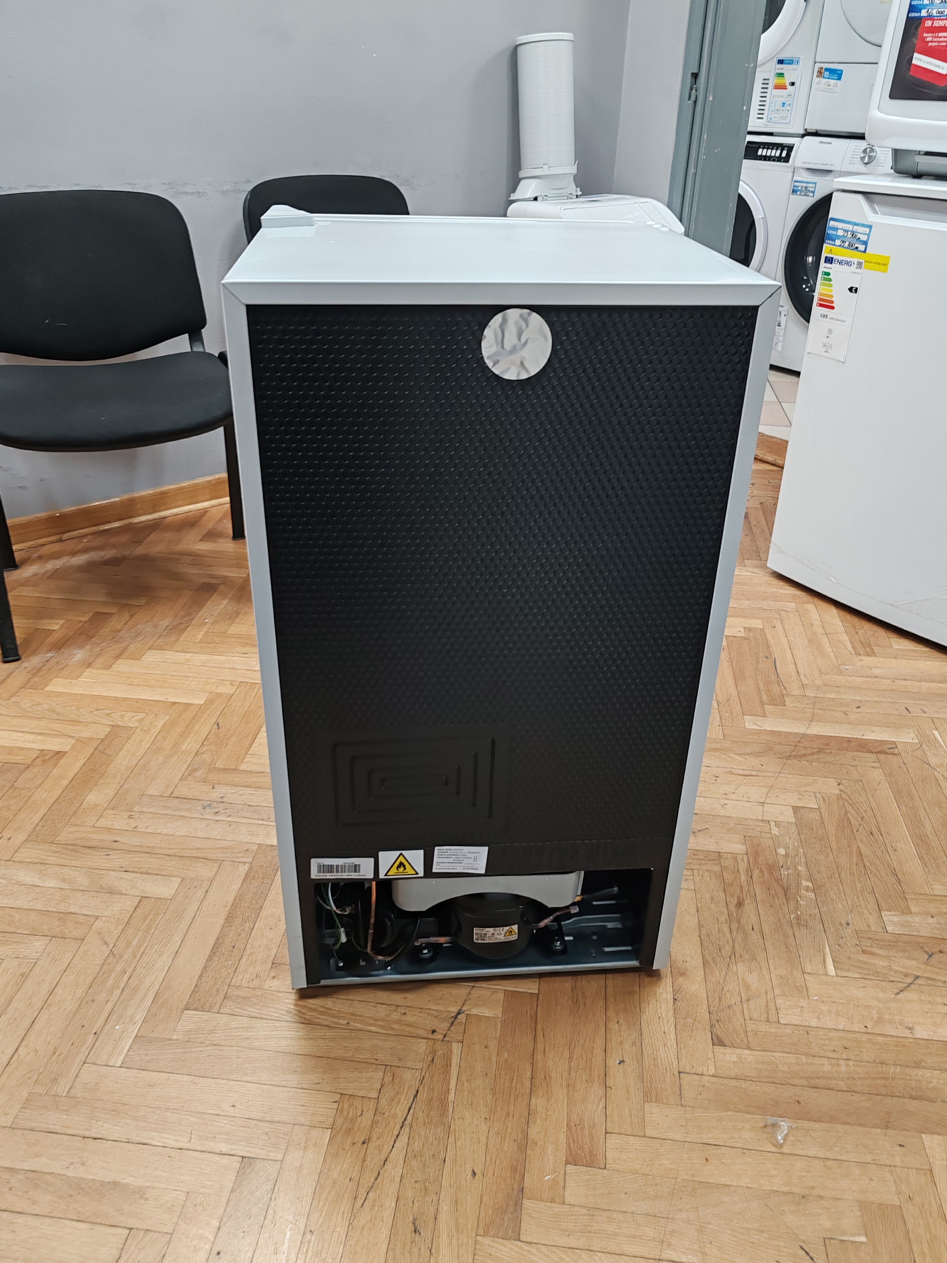 Frižider Tesla RS0930ME, 86cm
