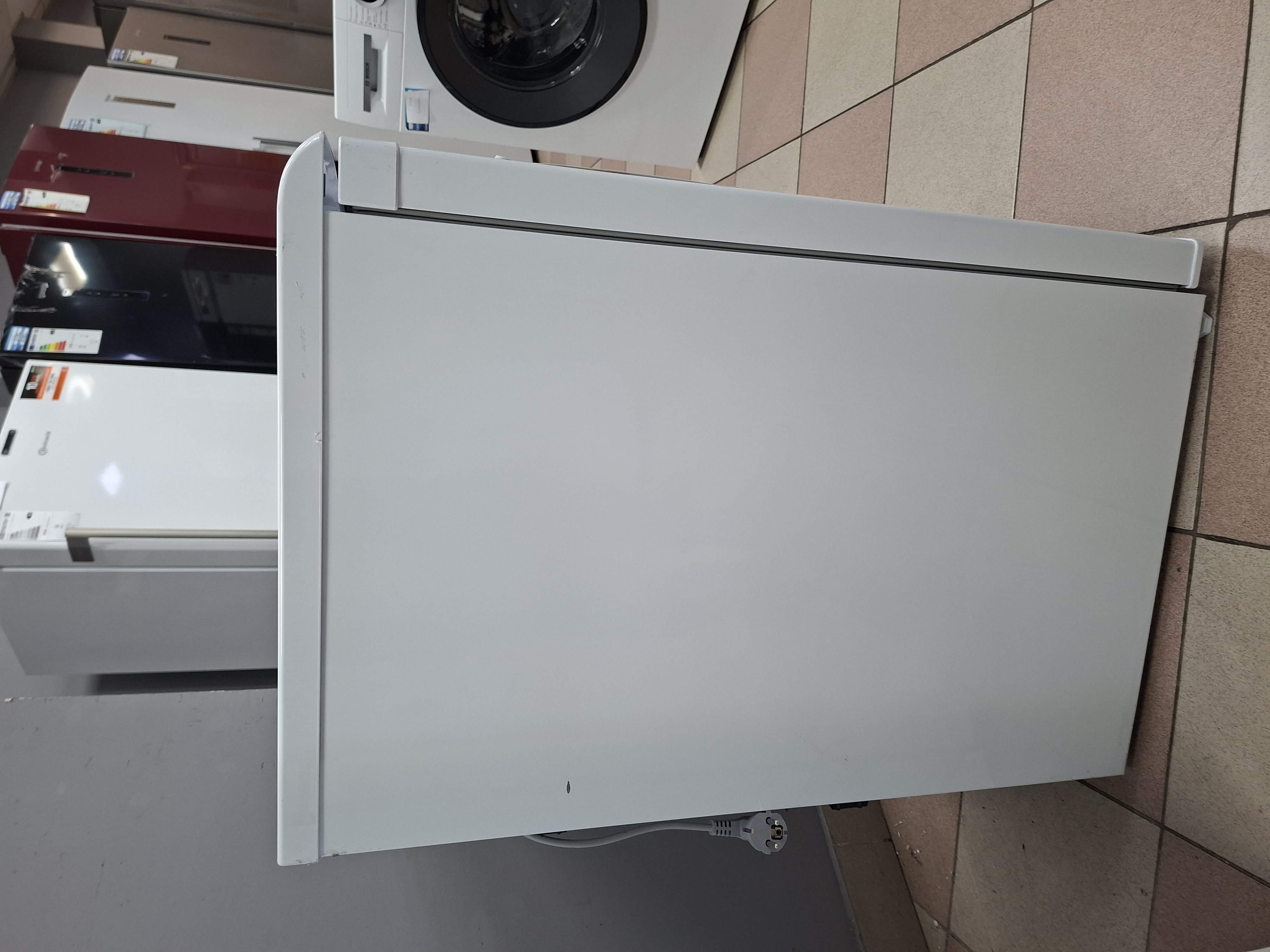 Frižider Whirlpool W55V1 112 W , 84 cm.