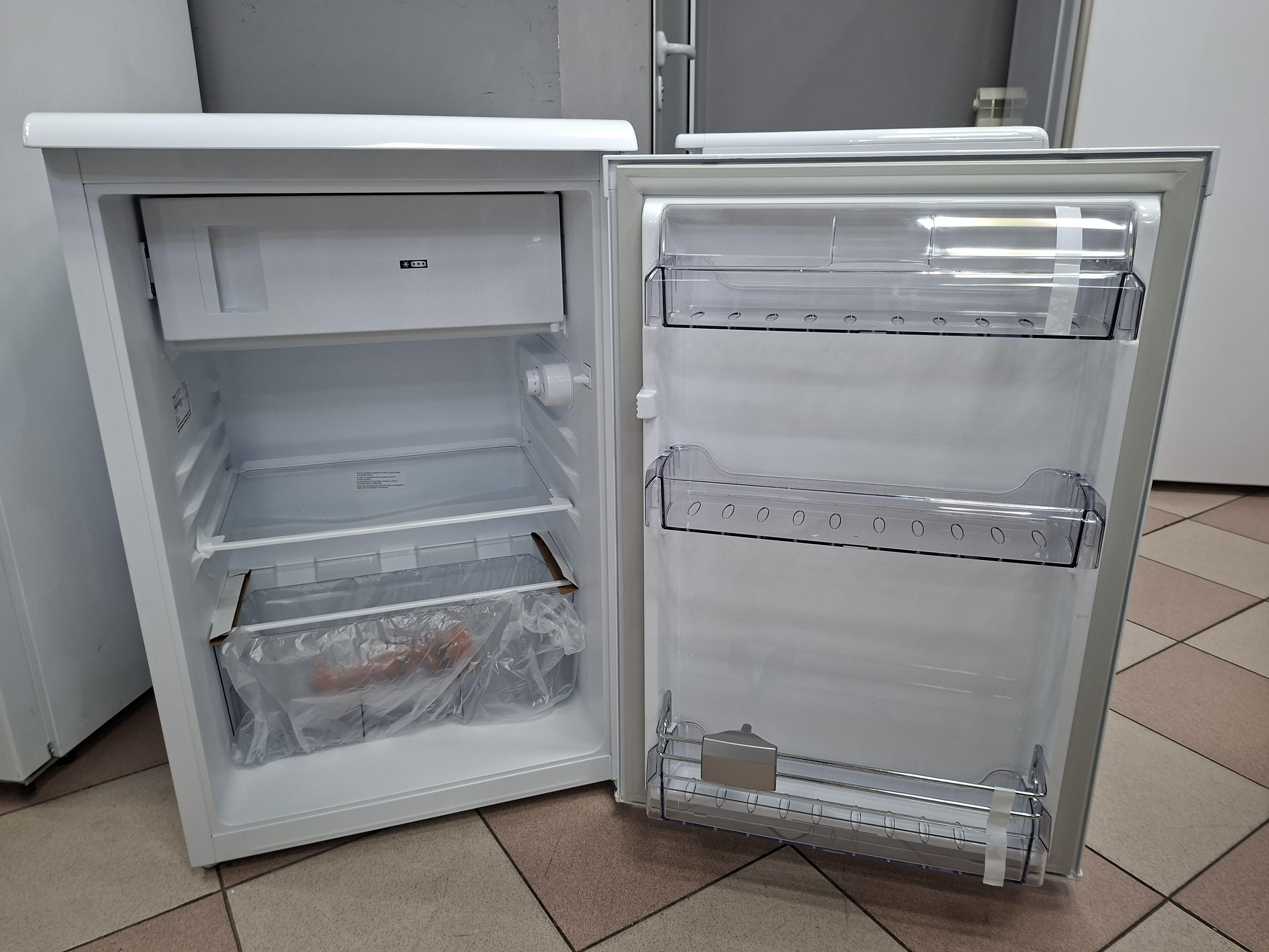 Frižider Whirlpool W55V1 112 W , 84 cm.