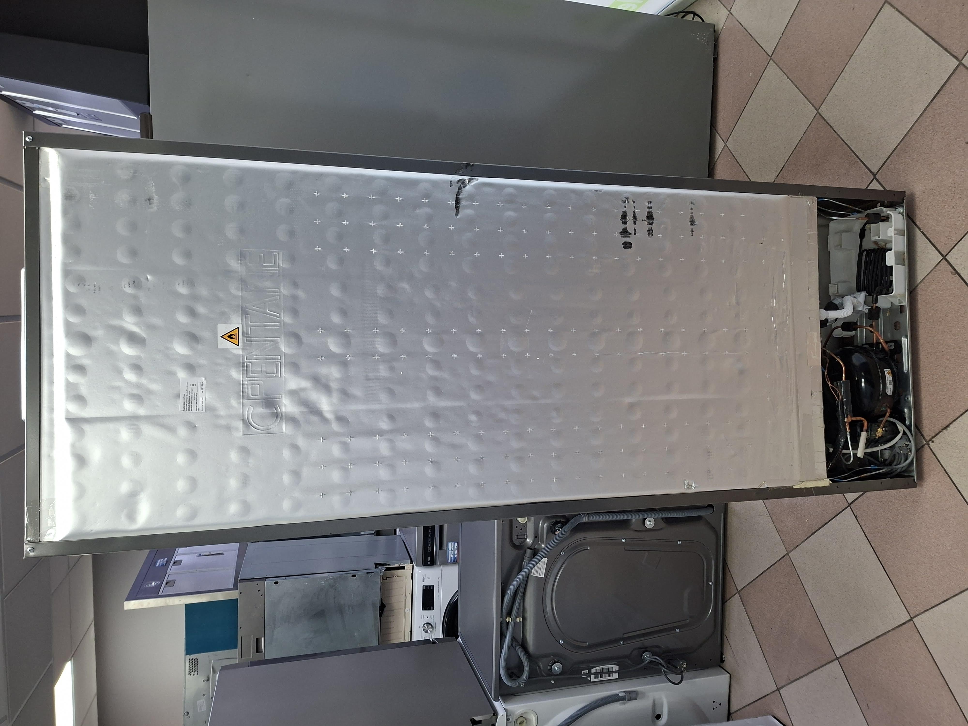 Frižider Whirlpool WHD2 6473 S5E , 70 cm.