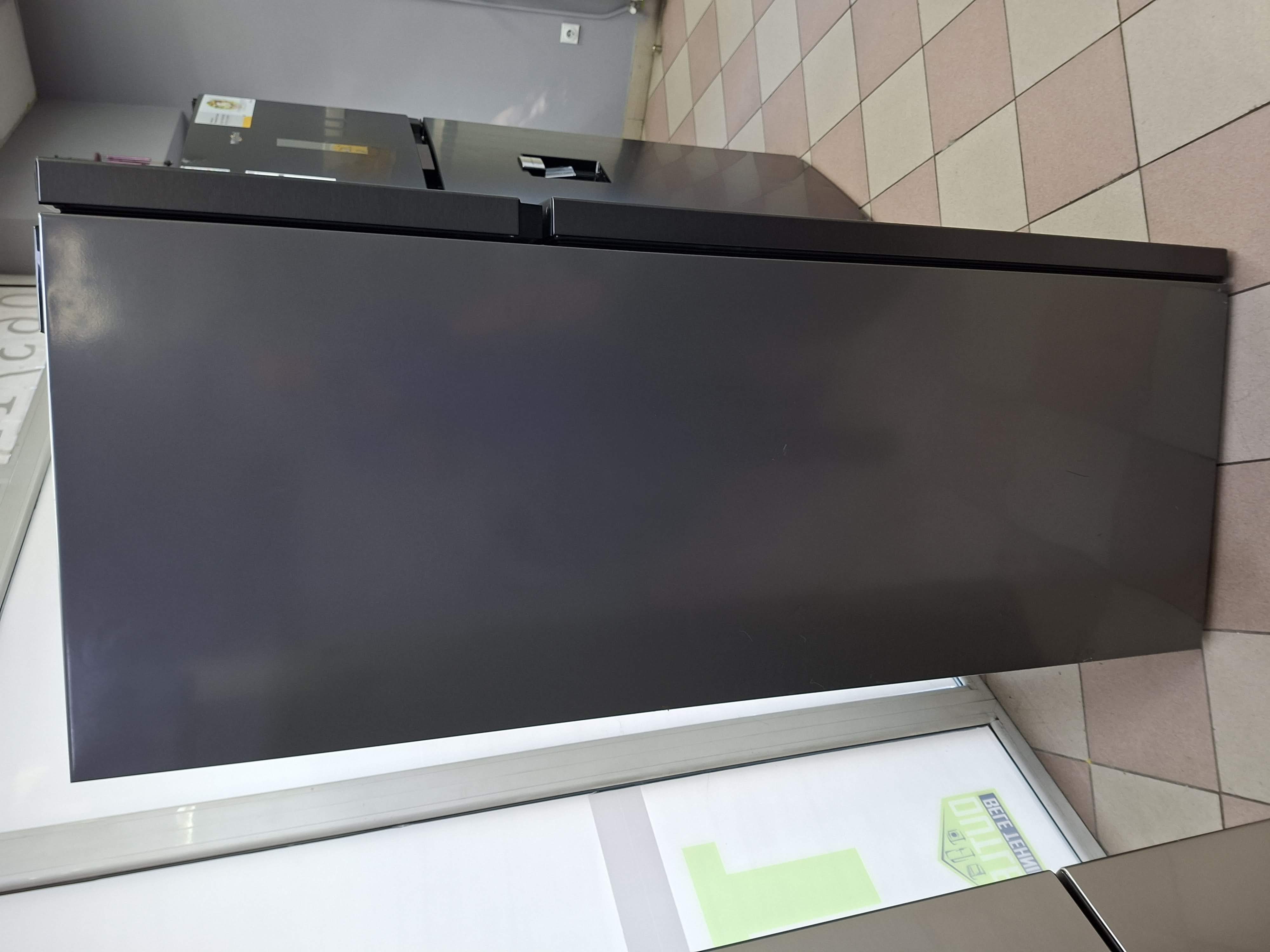Frižider Whirlpool WHD2 6473 S5E , 70 cm.