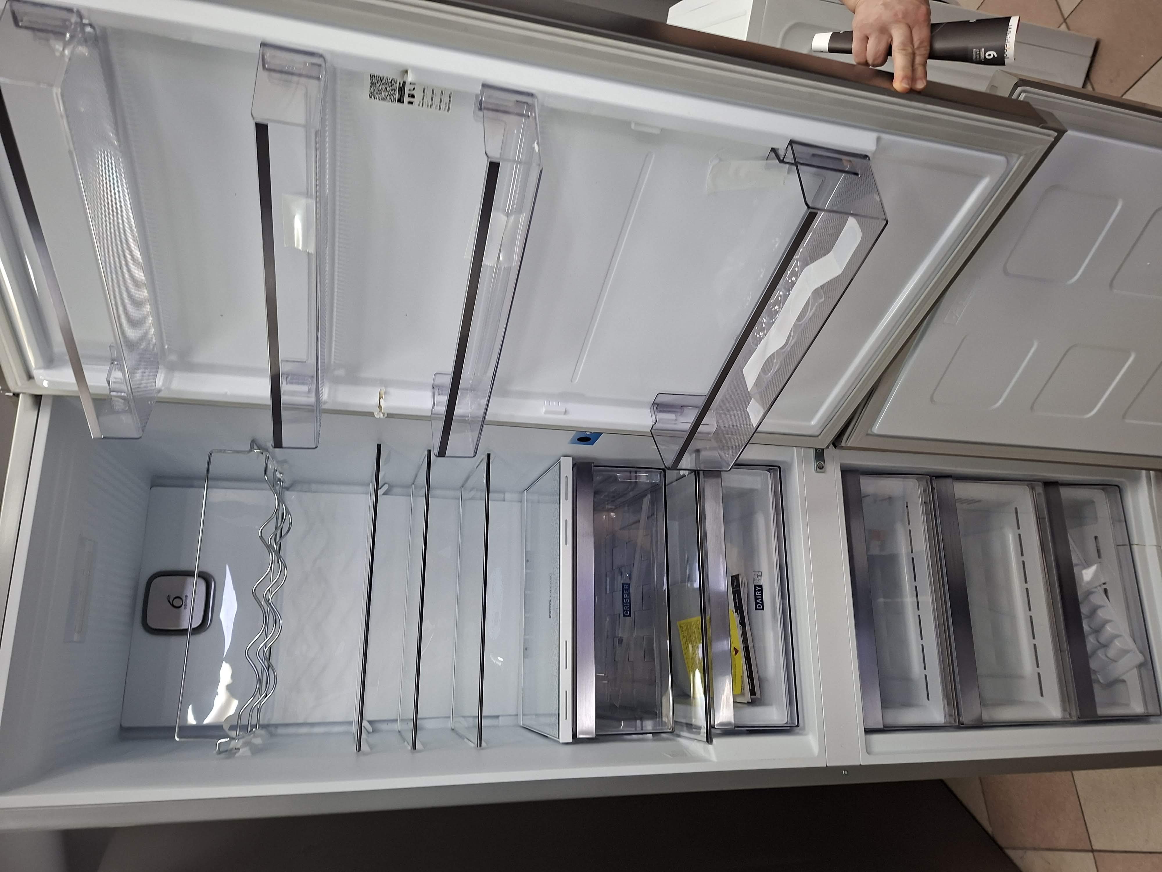 Frižider Whirlpool WHK 26403 XP6E1 , 203 cm.
