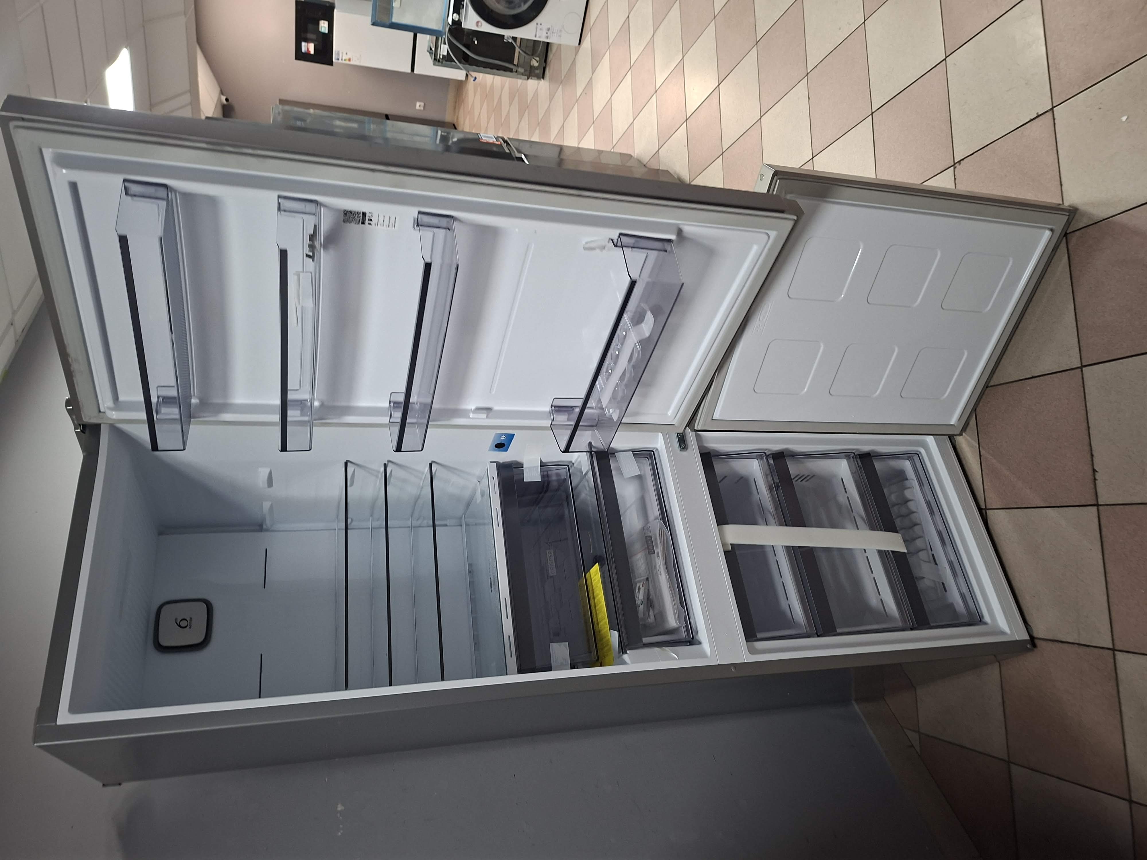 Frižider Whirlpool WHK 26404 XP5E , 203 cm.