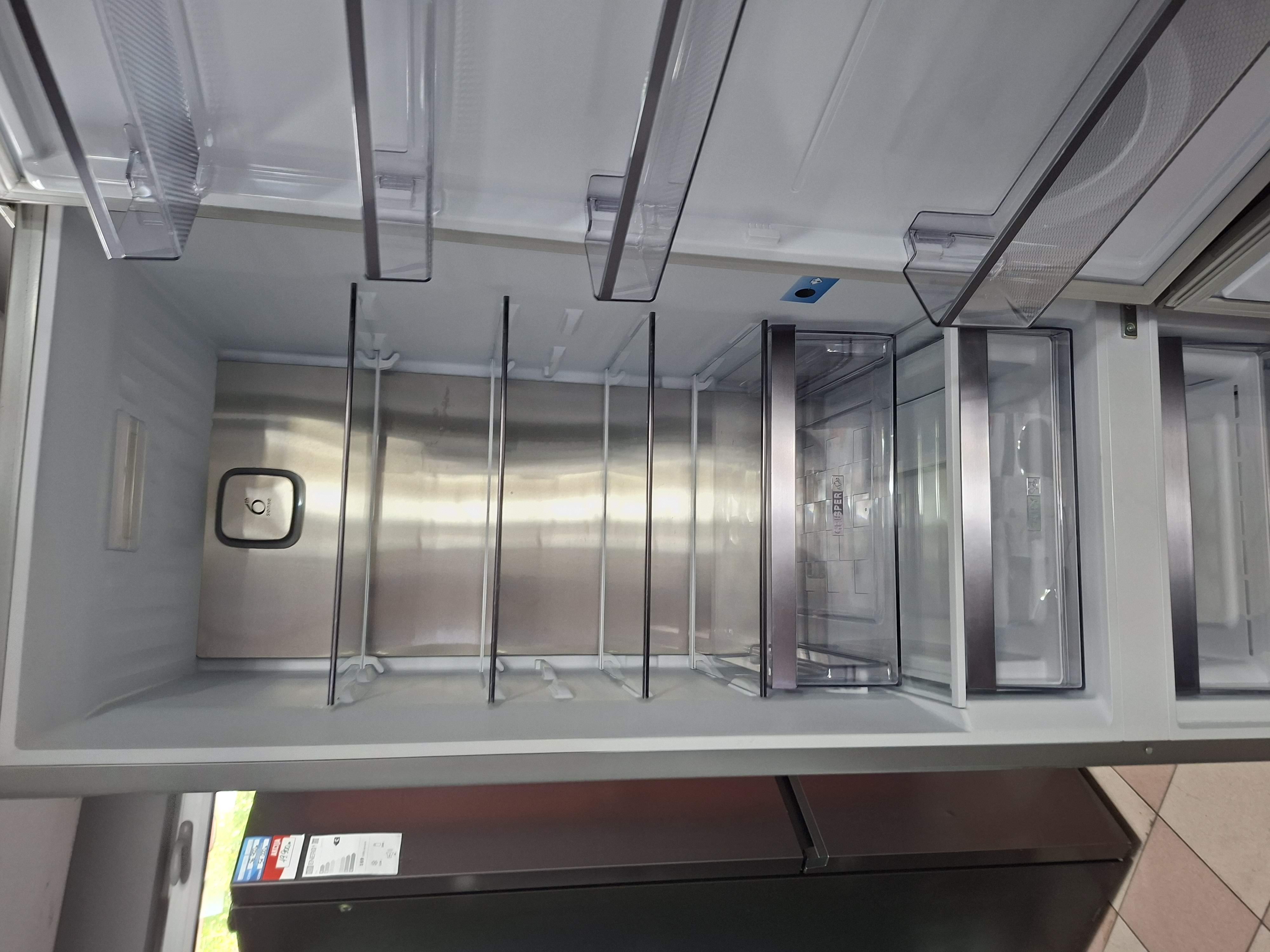 Frižider Whirlpool WHK 26404 XP7E , 203 cm.