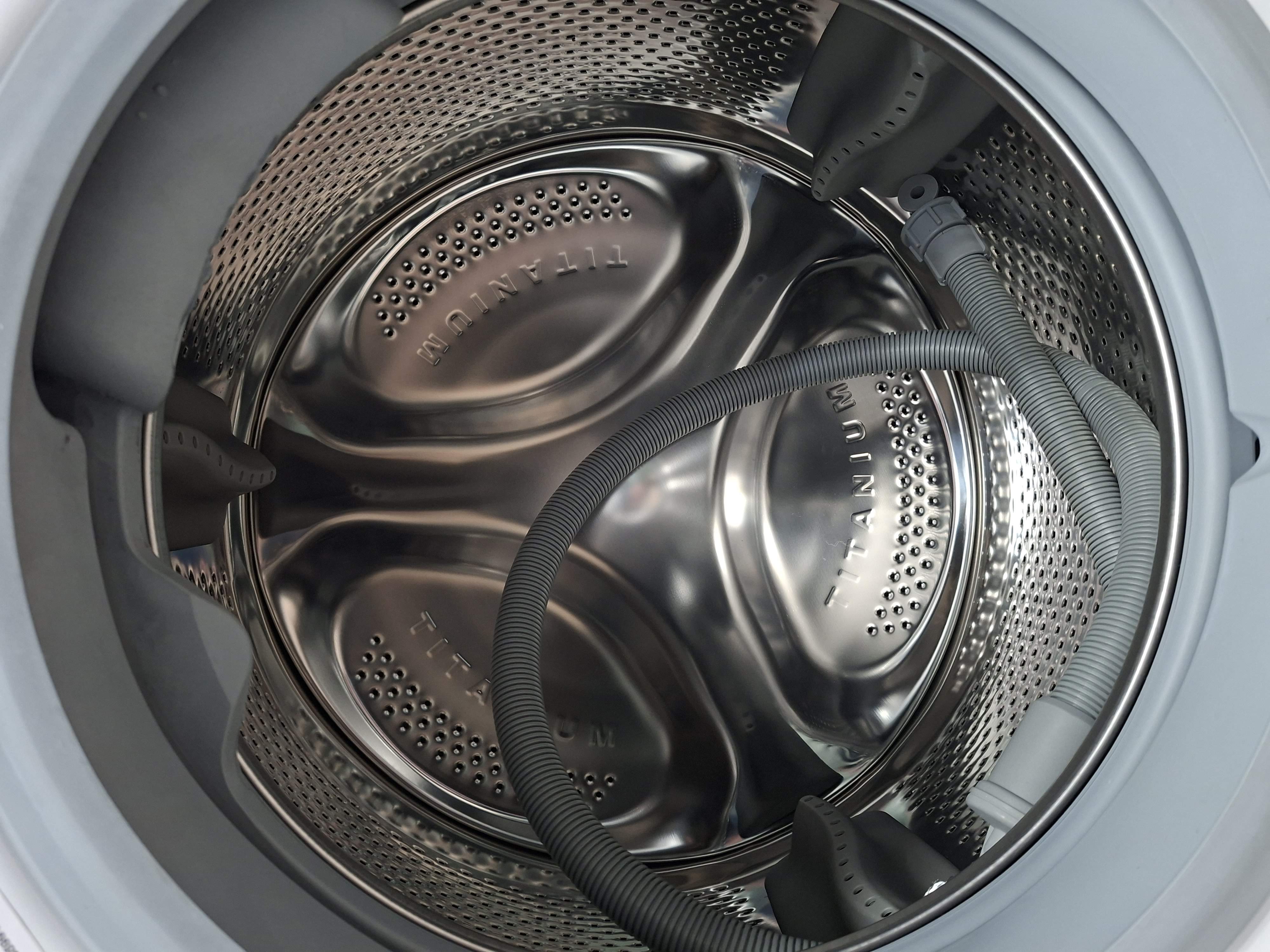 Mašina za pranje i sušenje Bauknecht WT Super Eco 86 43 N , 8+6 kg.