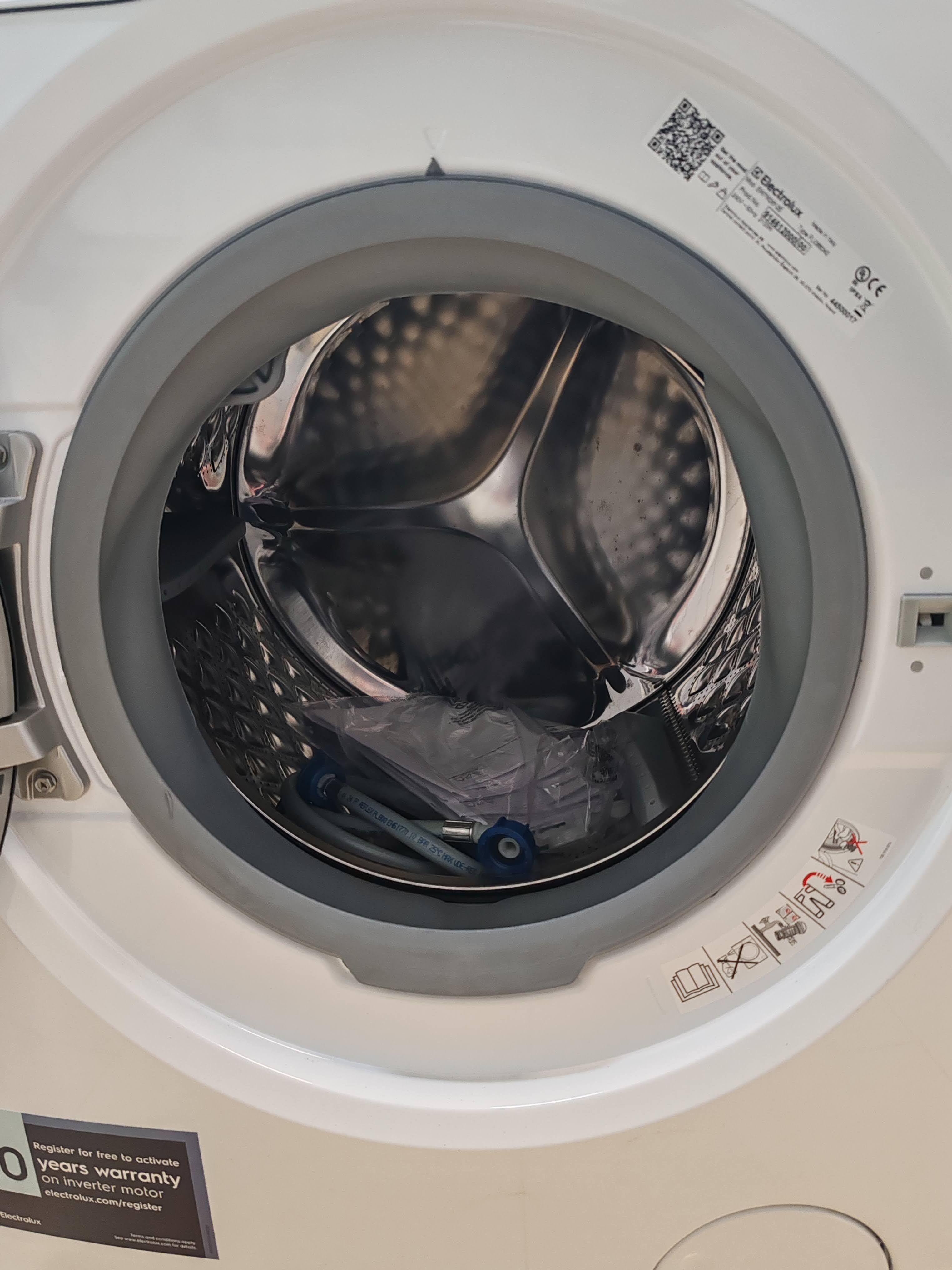 Mašina za pranje i sušenje Electrolux EW7W2612E
