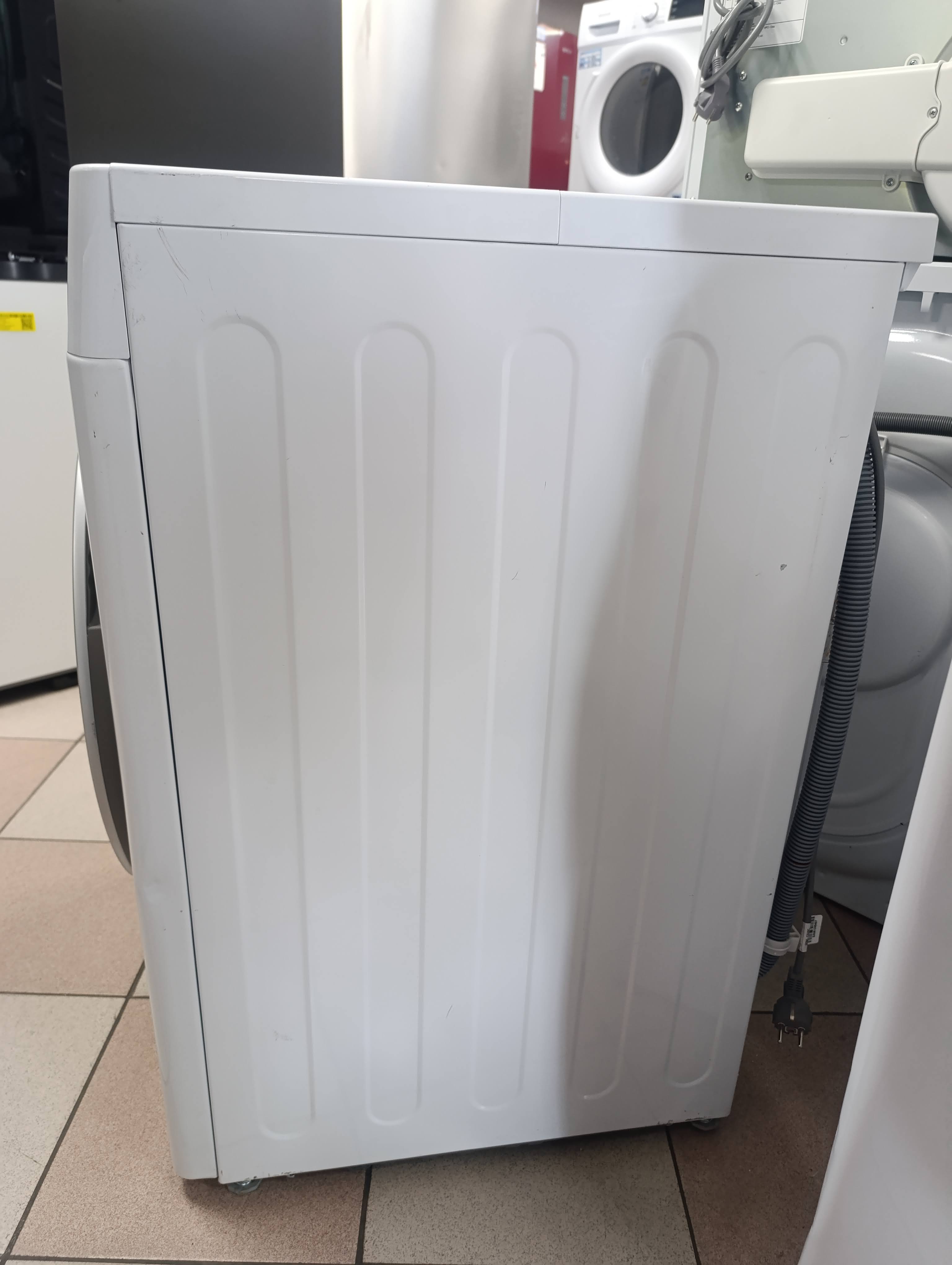 Mašina za pranje i sušenje LG V7WD107H2E , 10.5+7 kg.